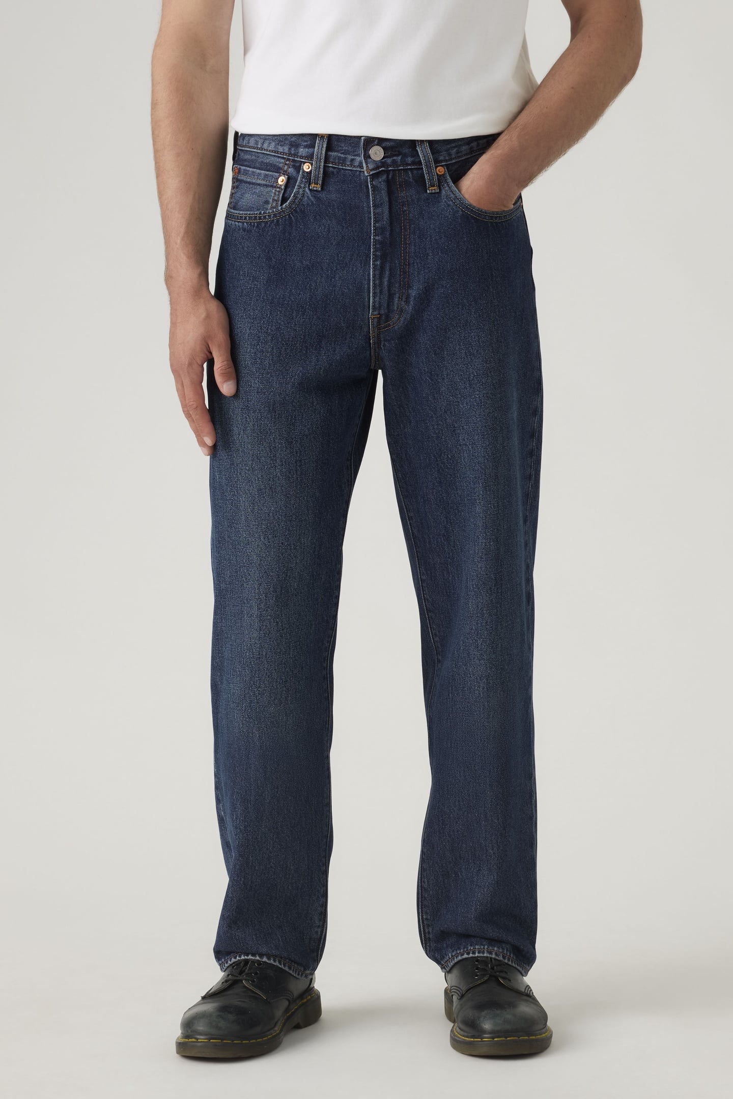 568™ LOOSE STRAIGHT JEANS 1