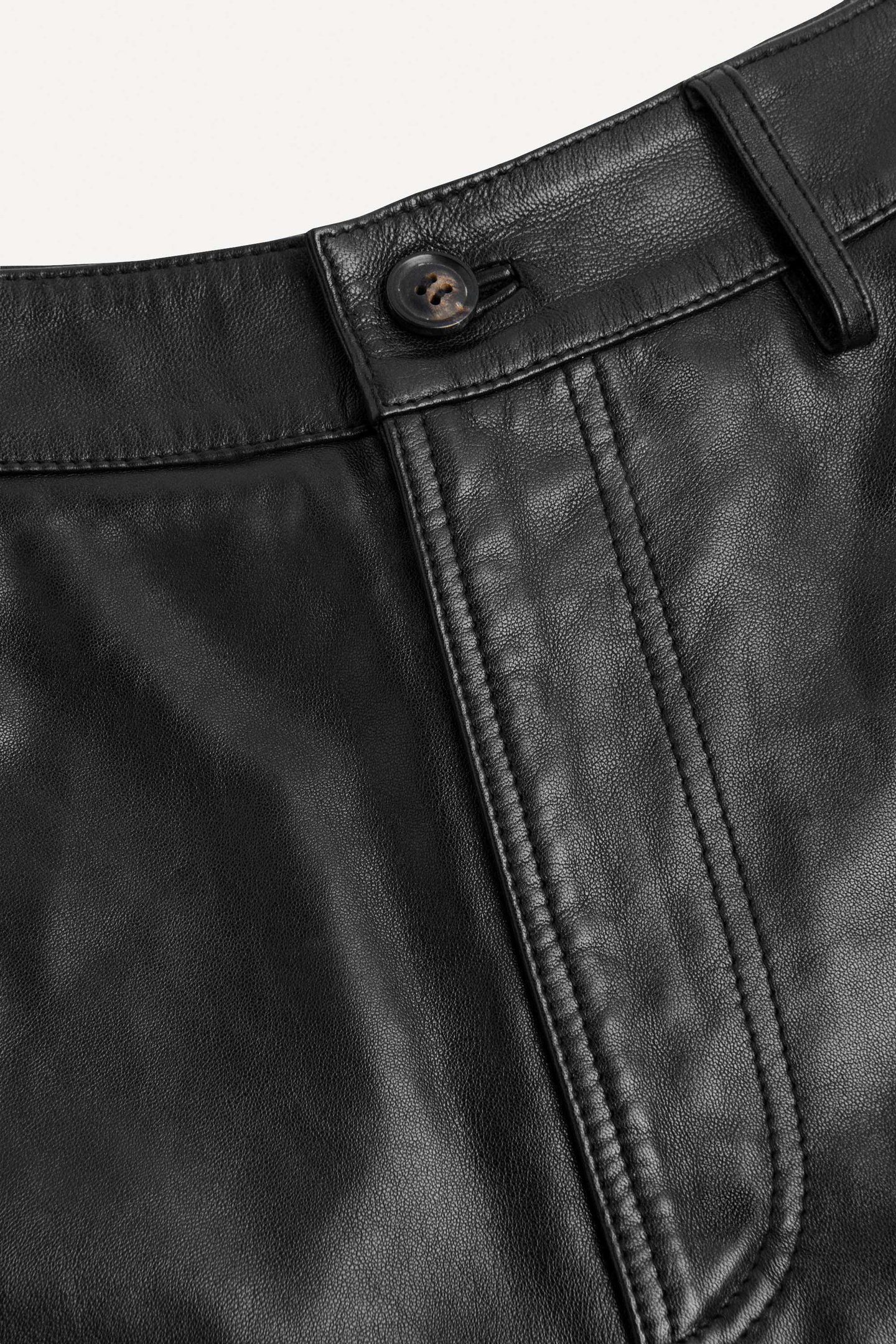SHORT ULRIC NOIR 7