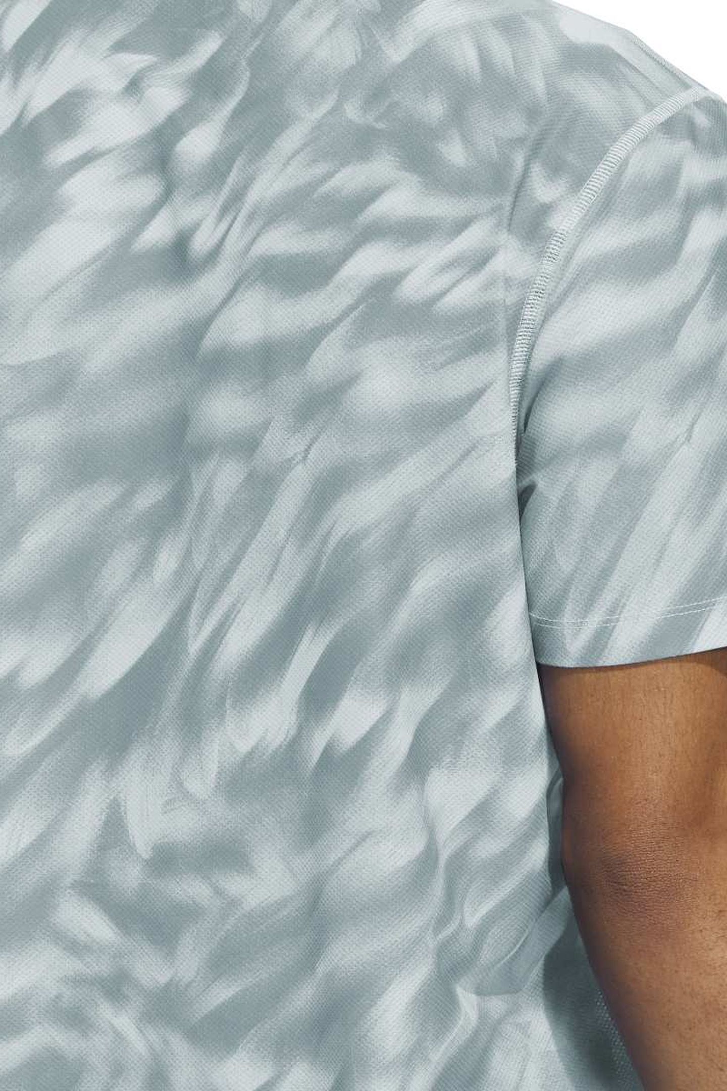 UNISEX PERFORMANCE OWN THE RUN ALLOVER PRINT T-SHIRT MINT TO 5