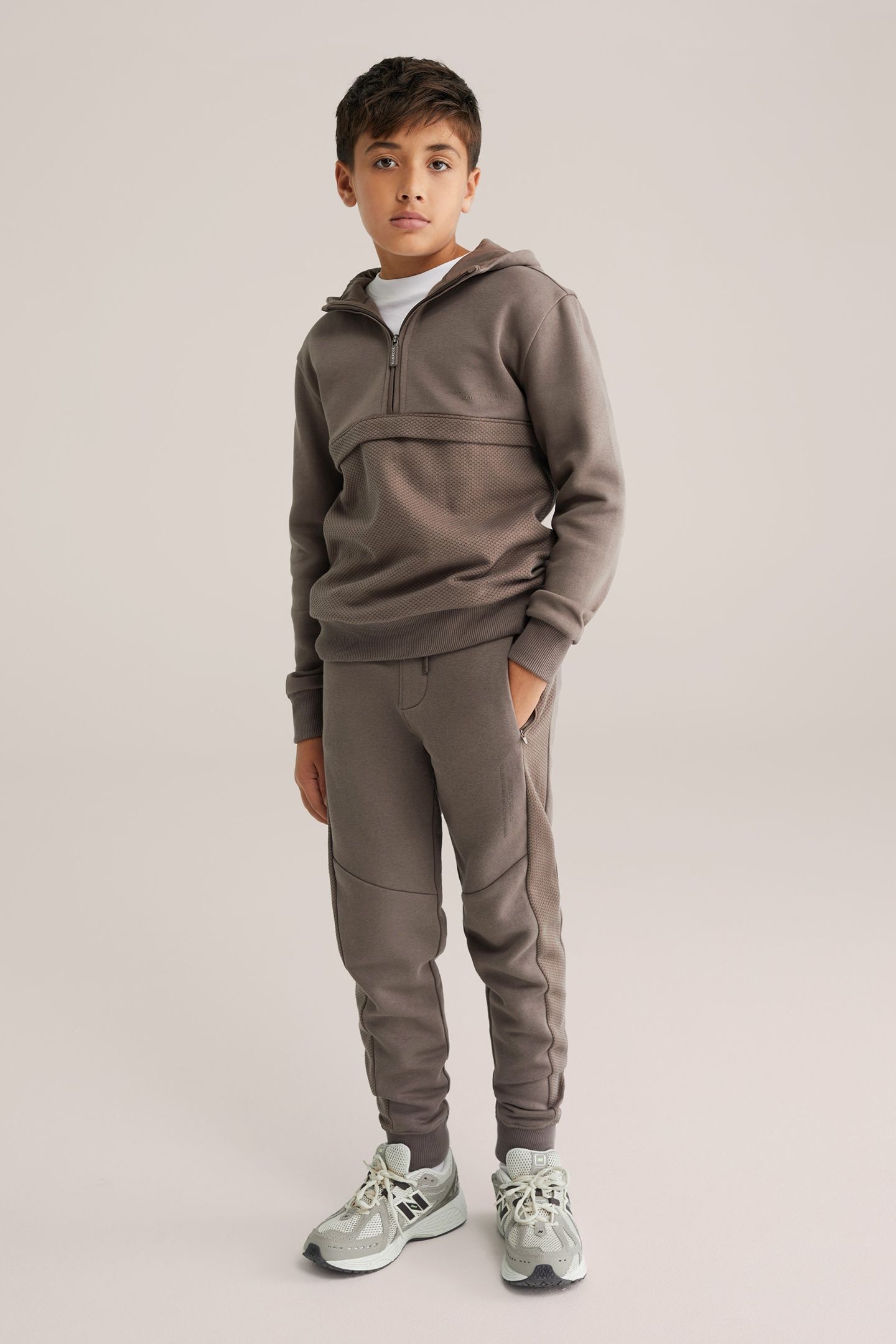 HALFWAY ZIPPER TAUPE 2