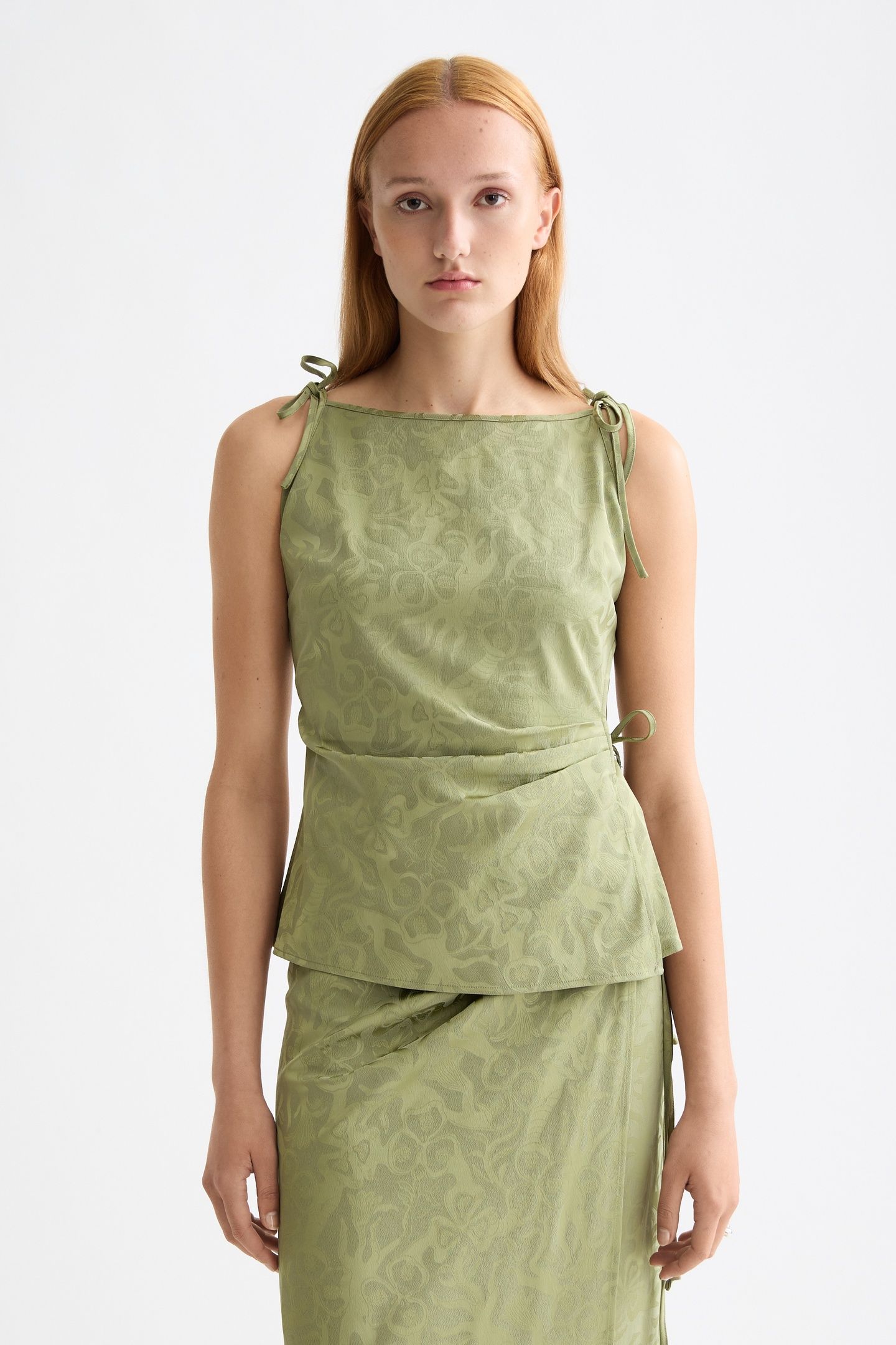 DRAPED WRAP TANK OIL GREEN 10