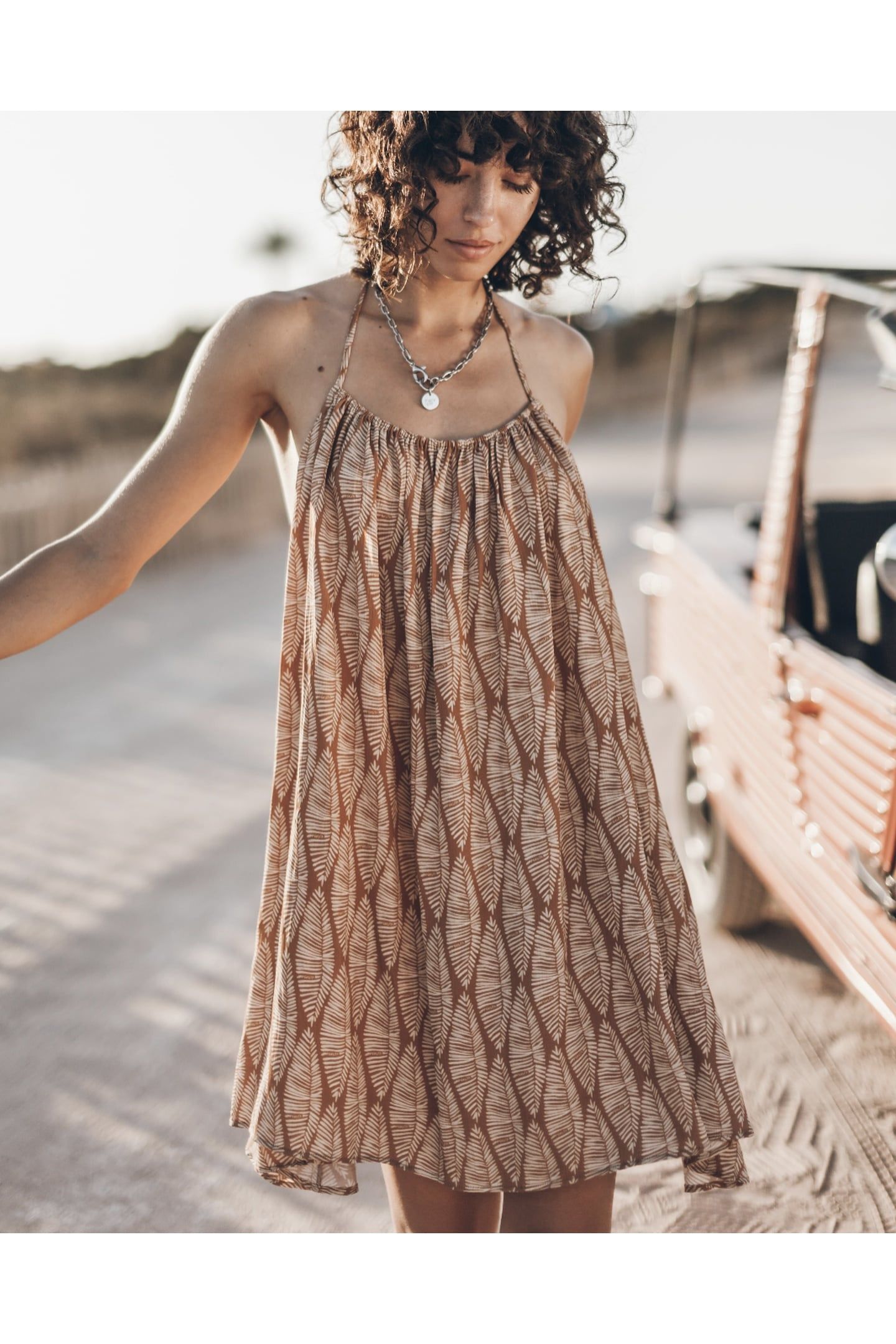 THE BROWN PRINTED SHORT BEACH DRESS 1