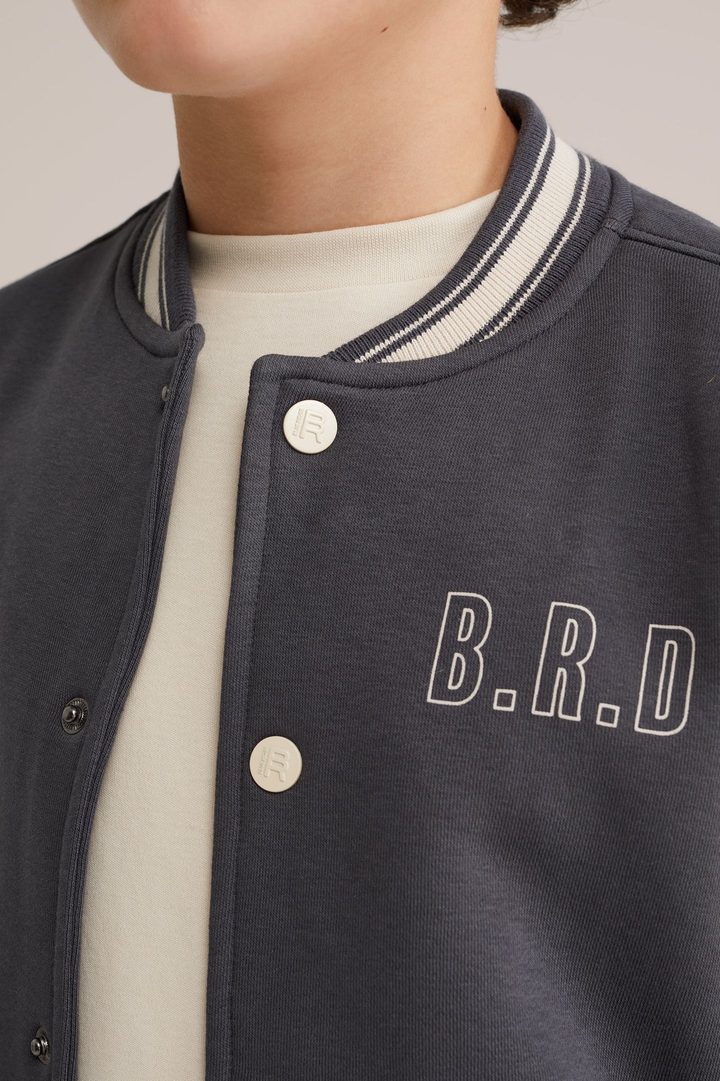 BOMBER DARK GREY 6