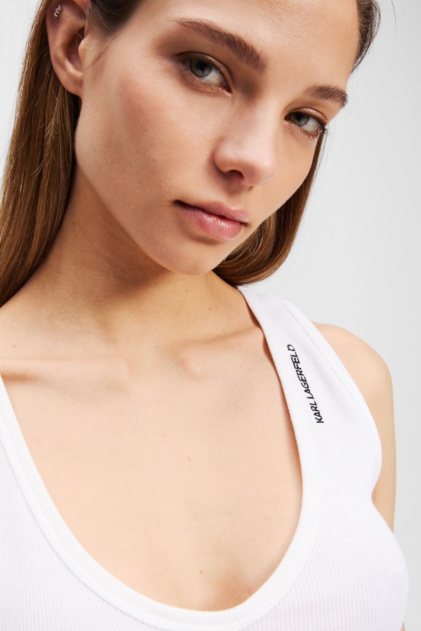 RIBBED V-NECK TANK TOP WHITE 6