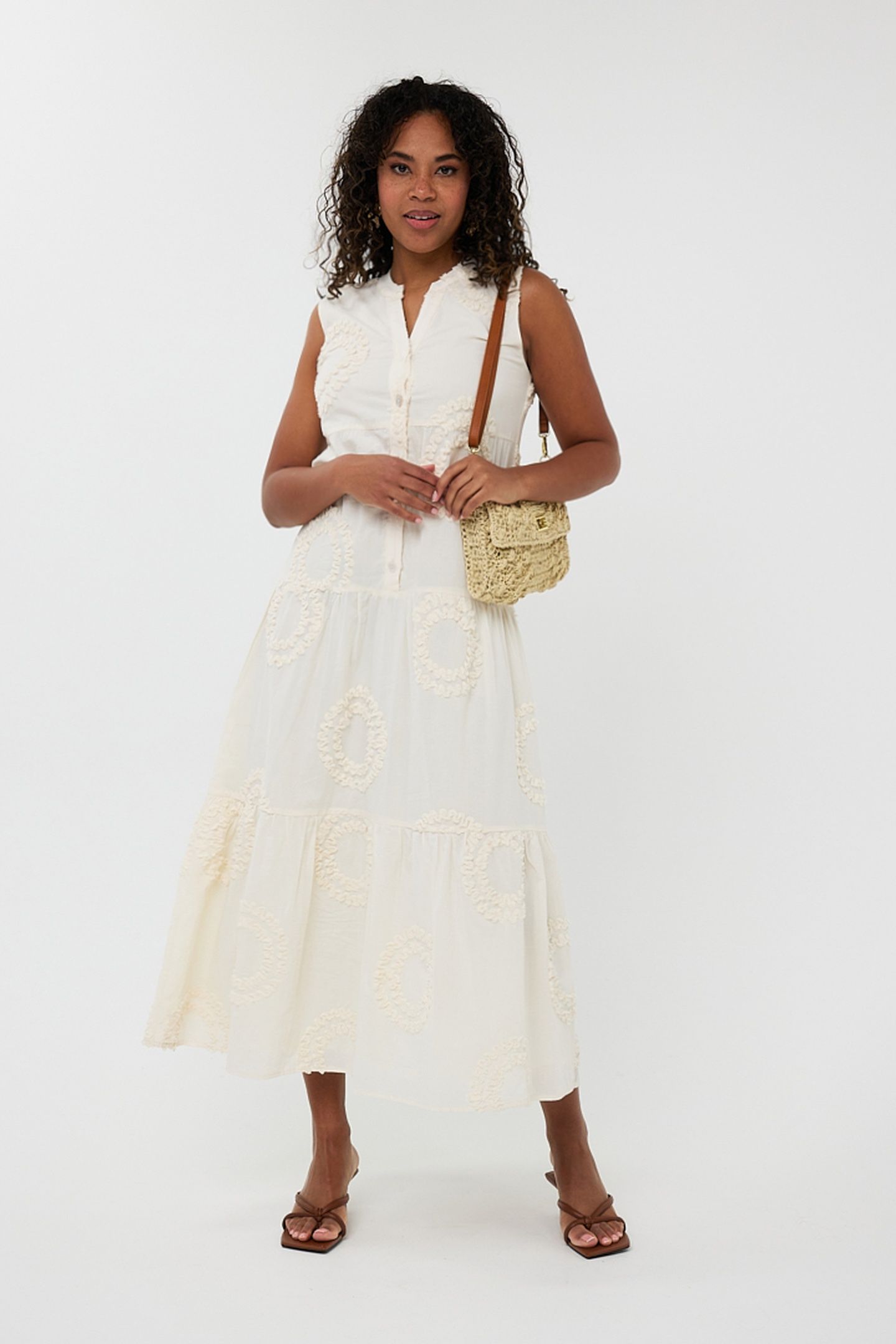 DRESS SLV/LSS 3D CIRCLED EMBROIDERY LIGHT SAND 1