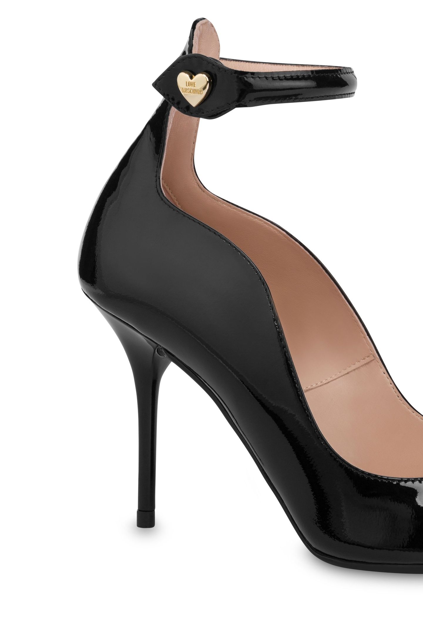 HEART BUTTON PATENT LEATHER PUMPS BLACK 4