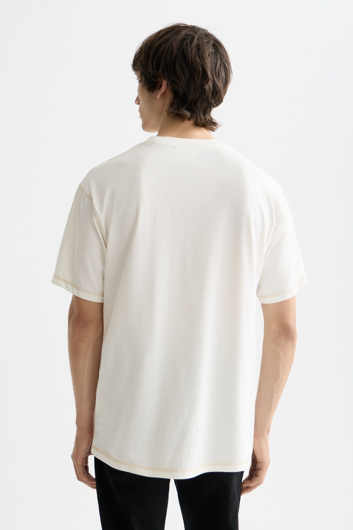 LOGO FRONT CHEST T-SHIRT OFF WHITE 3