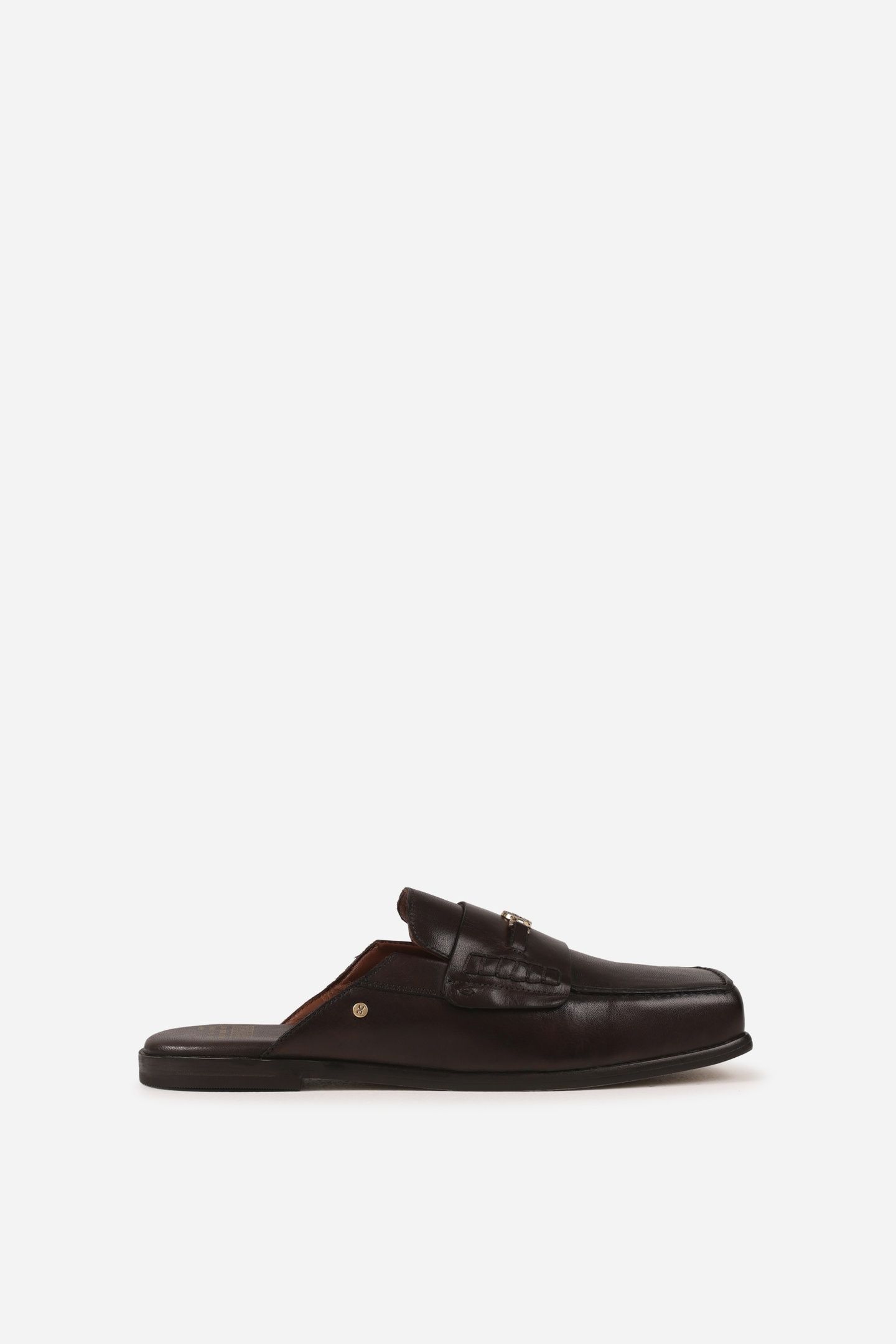 COLB-Y LOW SHOE COFFEE BEAN 1
