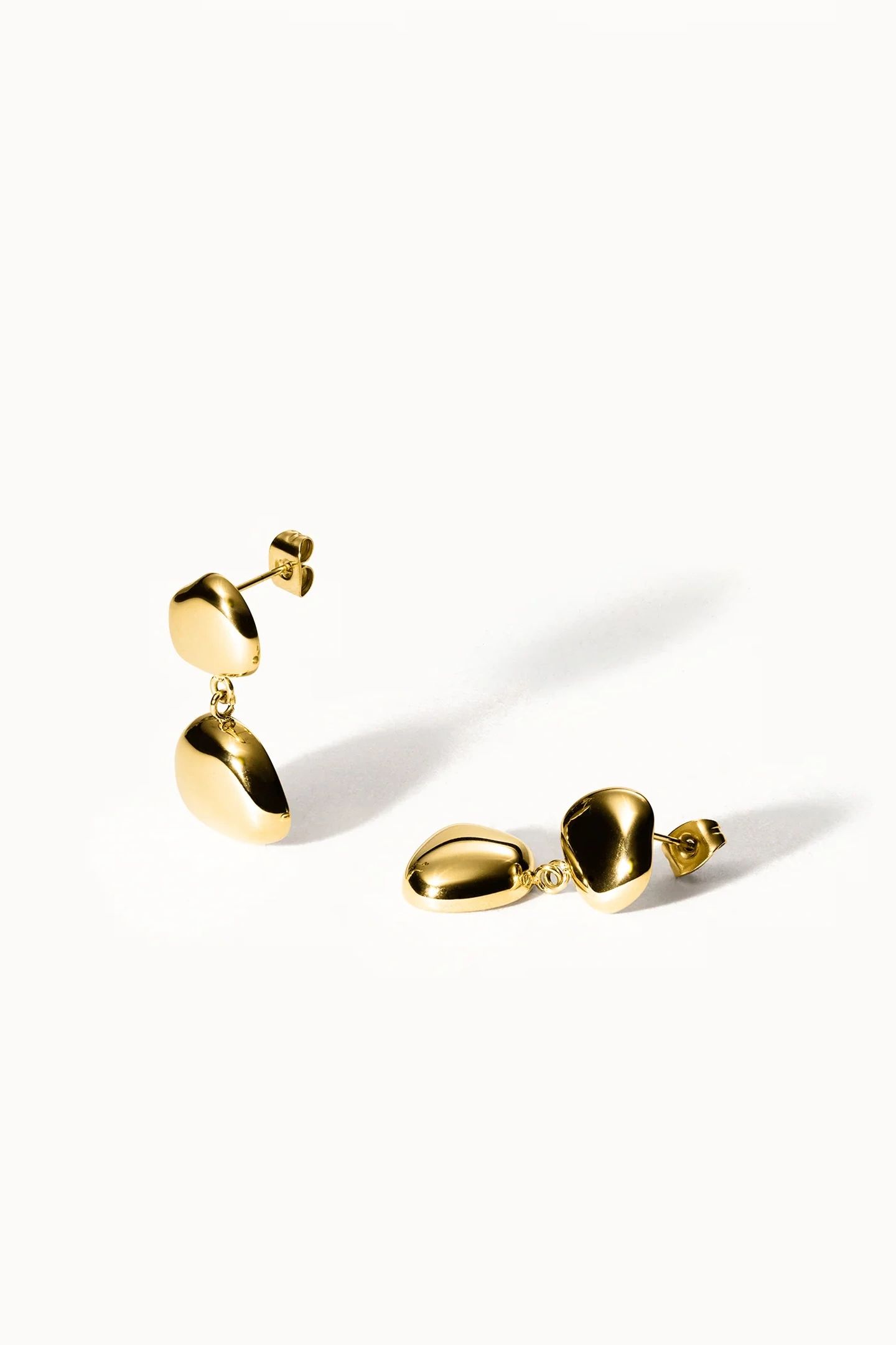 GENEROSITY OHRRINGE GOLD 2