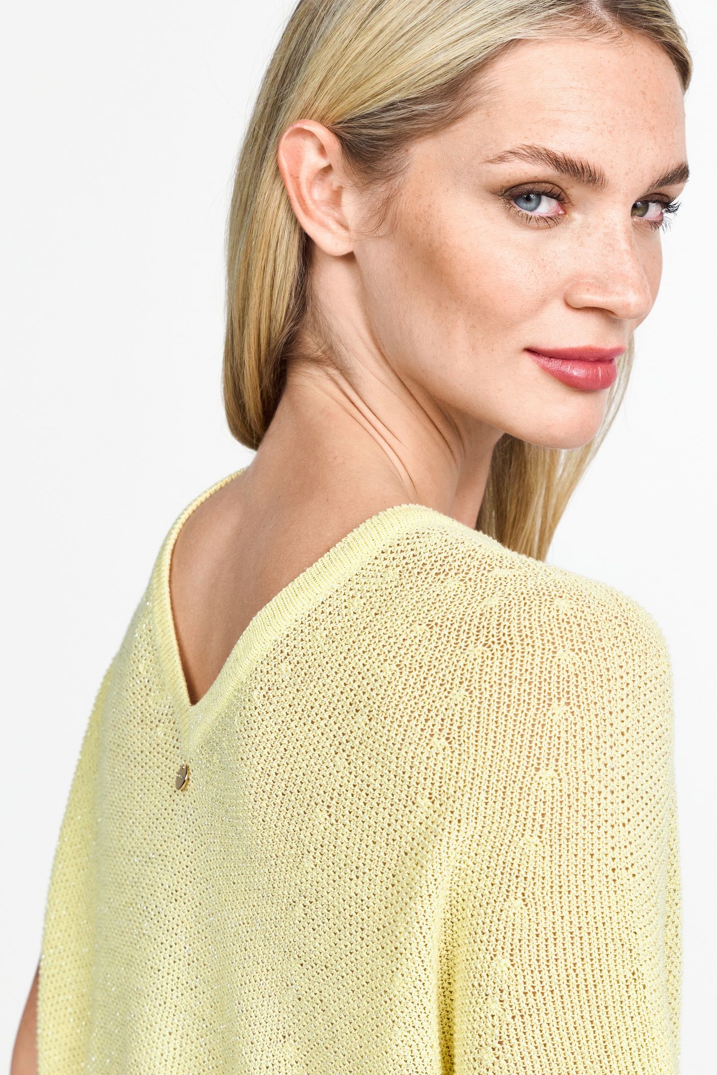CREW NECK SHINY YARN LIGHT VANILLA 5