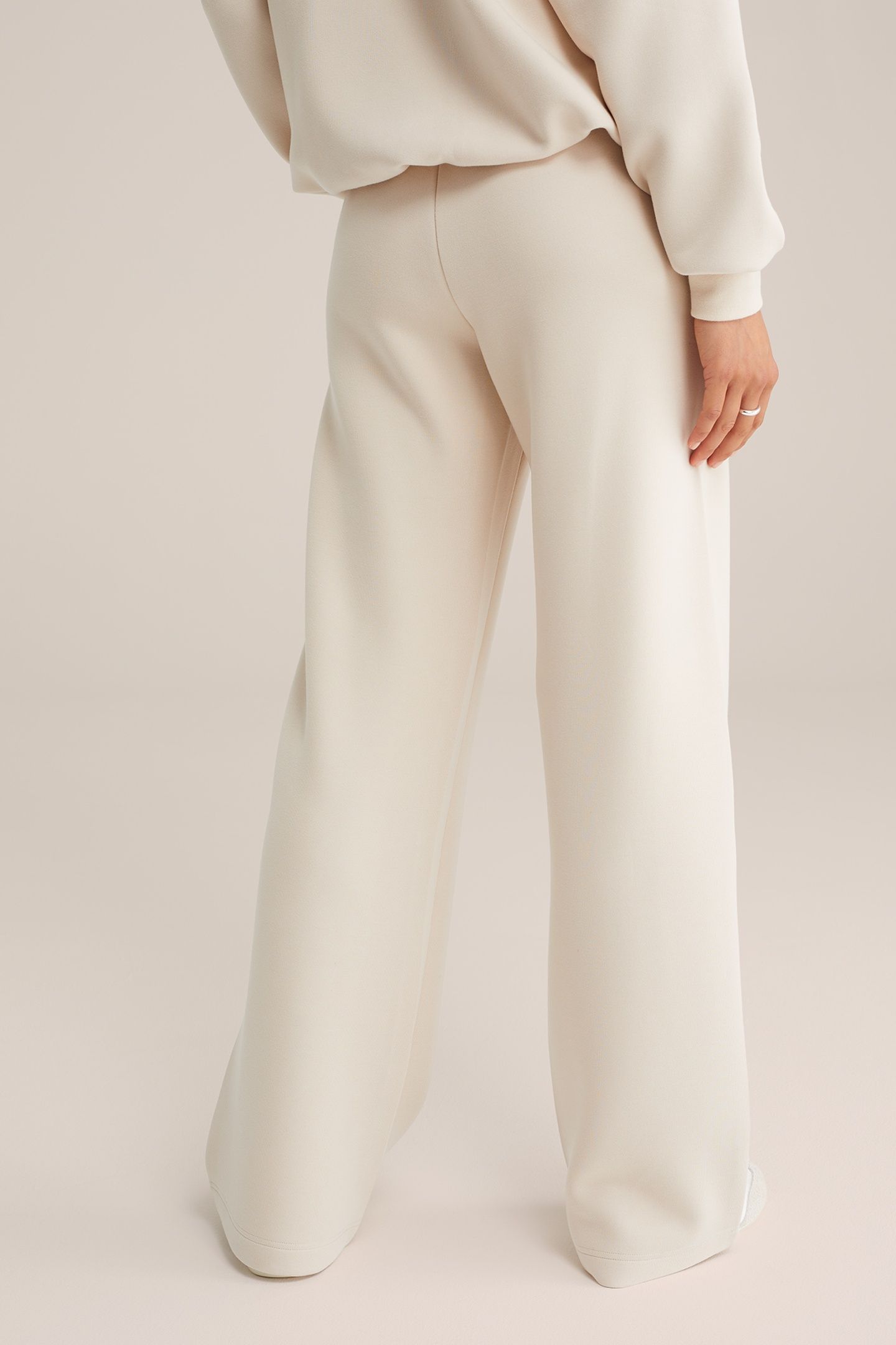 TROUSER BEIGE 2