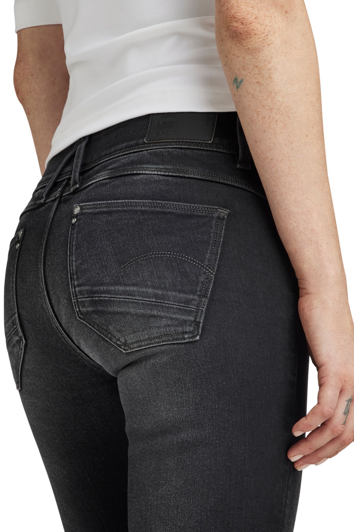 LYNN MID SKINNY FADED BLACK MAGNET 5