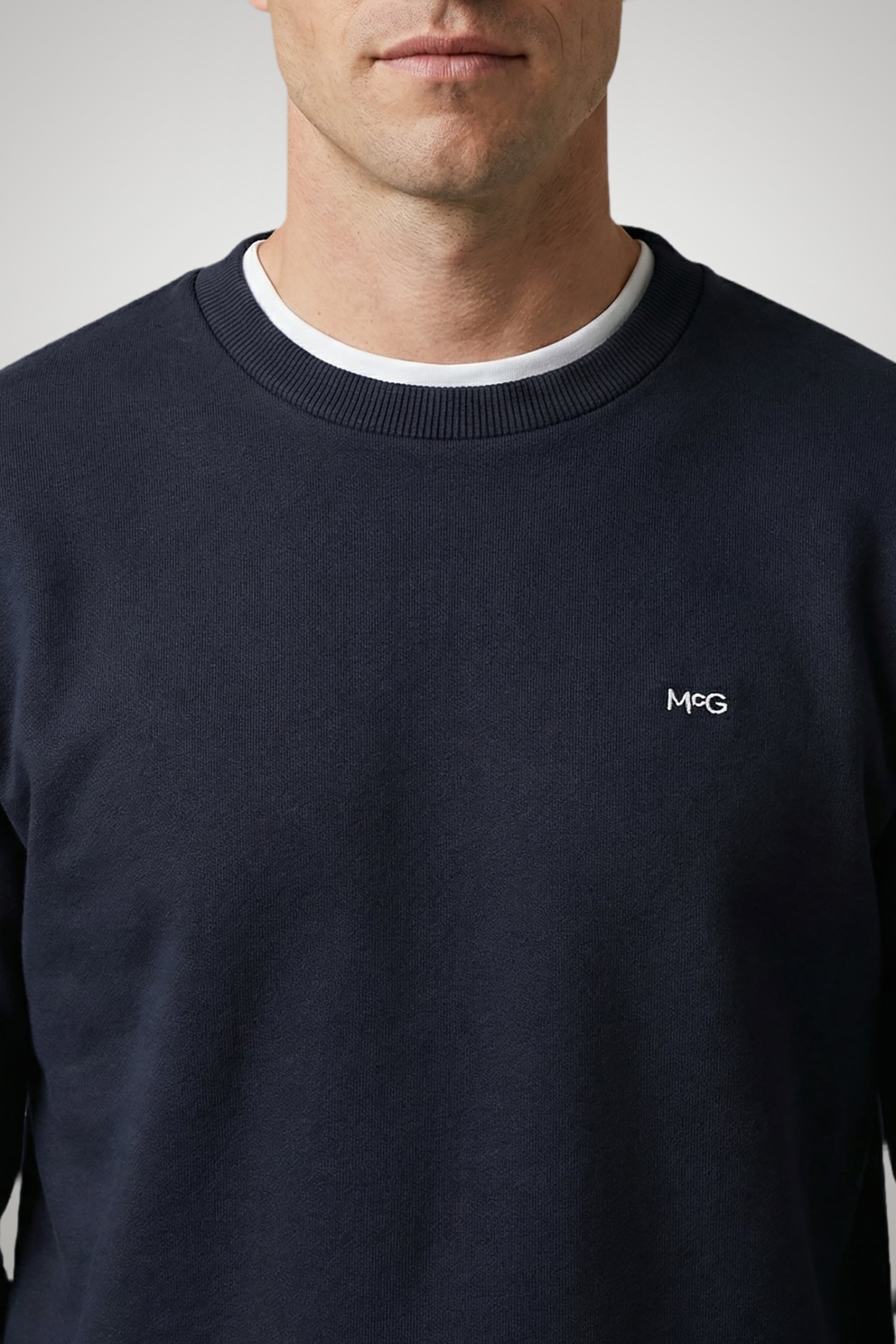 MCG LOGO CREW NAVY 5