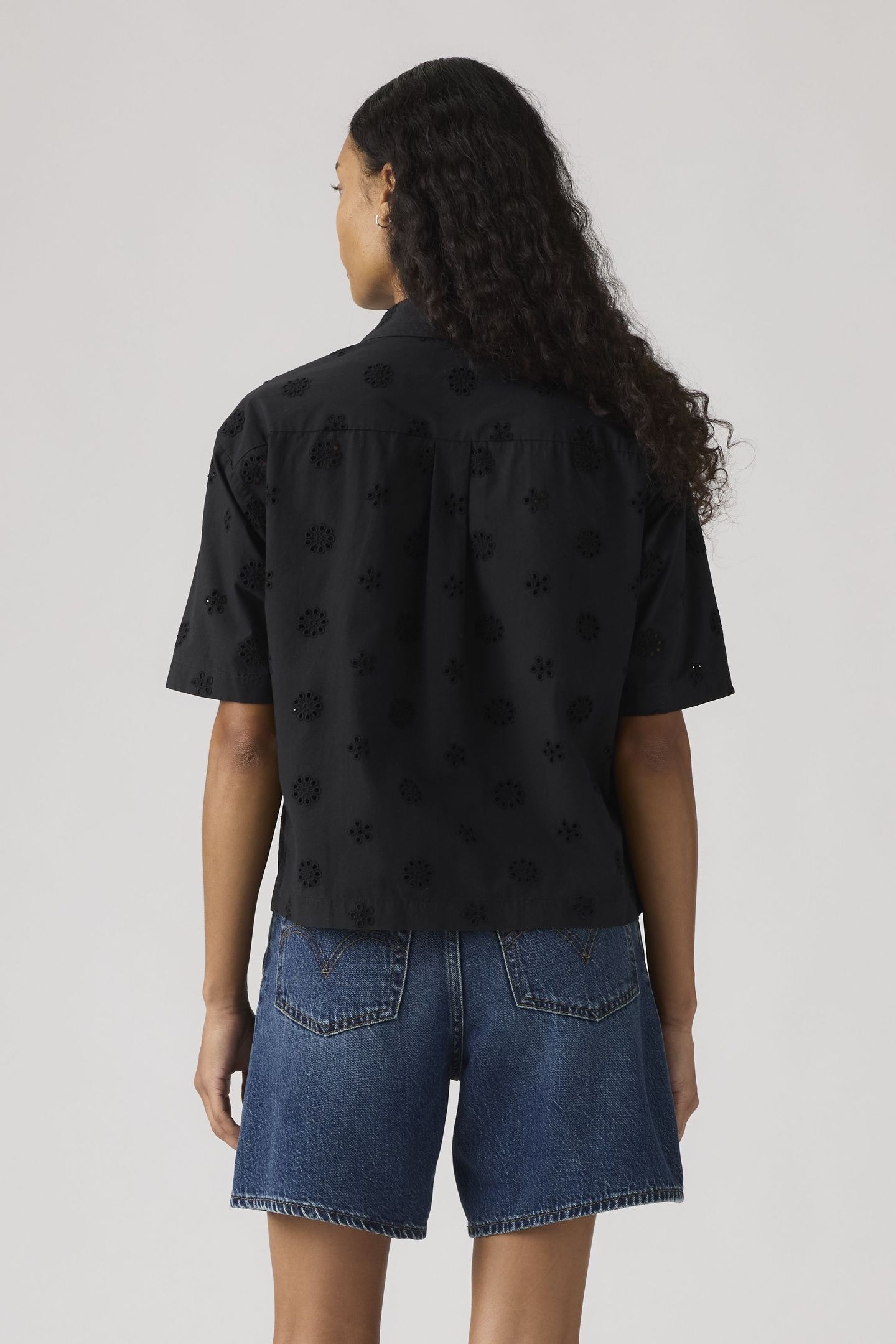NOVELTY HARLIE SHORT SLEEVE CROPPED SHIRT 3