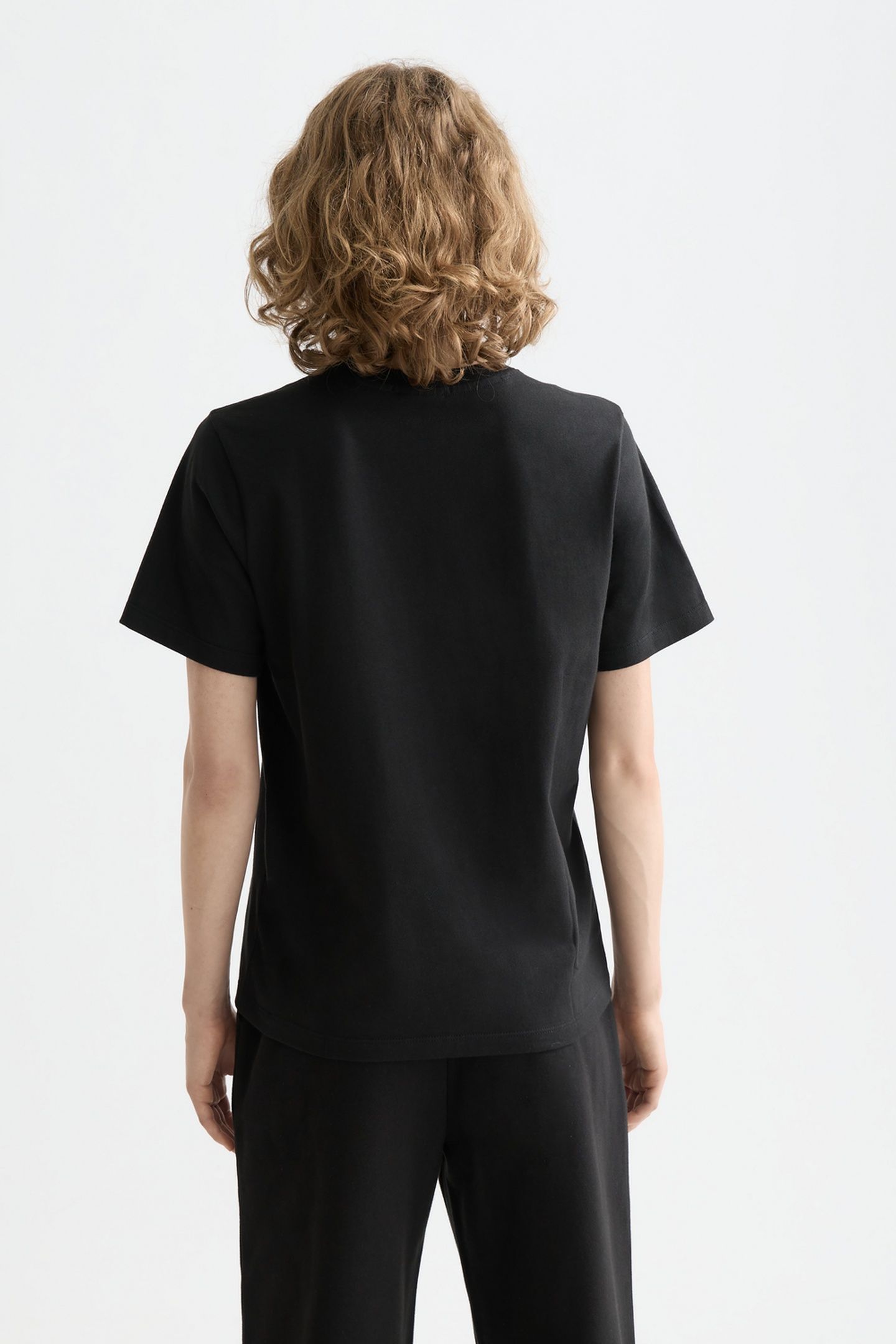 CHEST ARTWORK REGULAR T-SHIRT BLACK 3