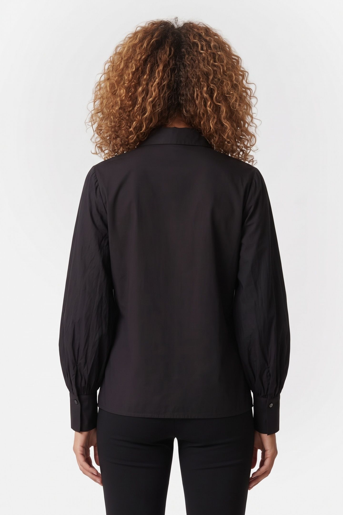 EMBELLISHED BLOUSE BLACK 2