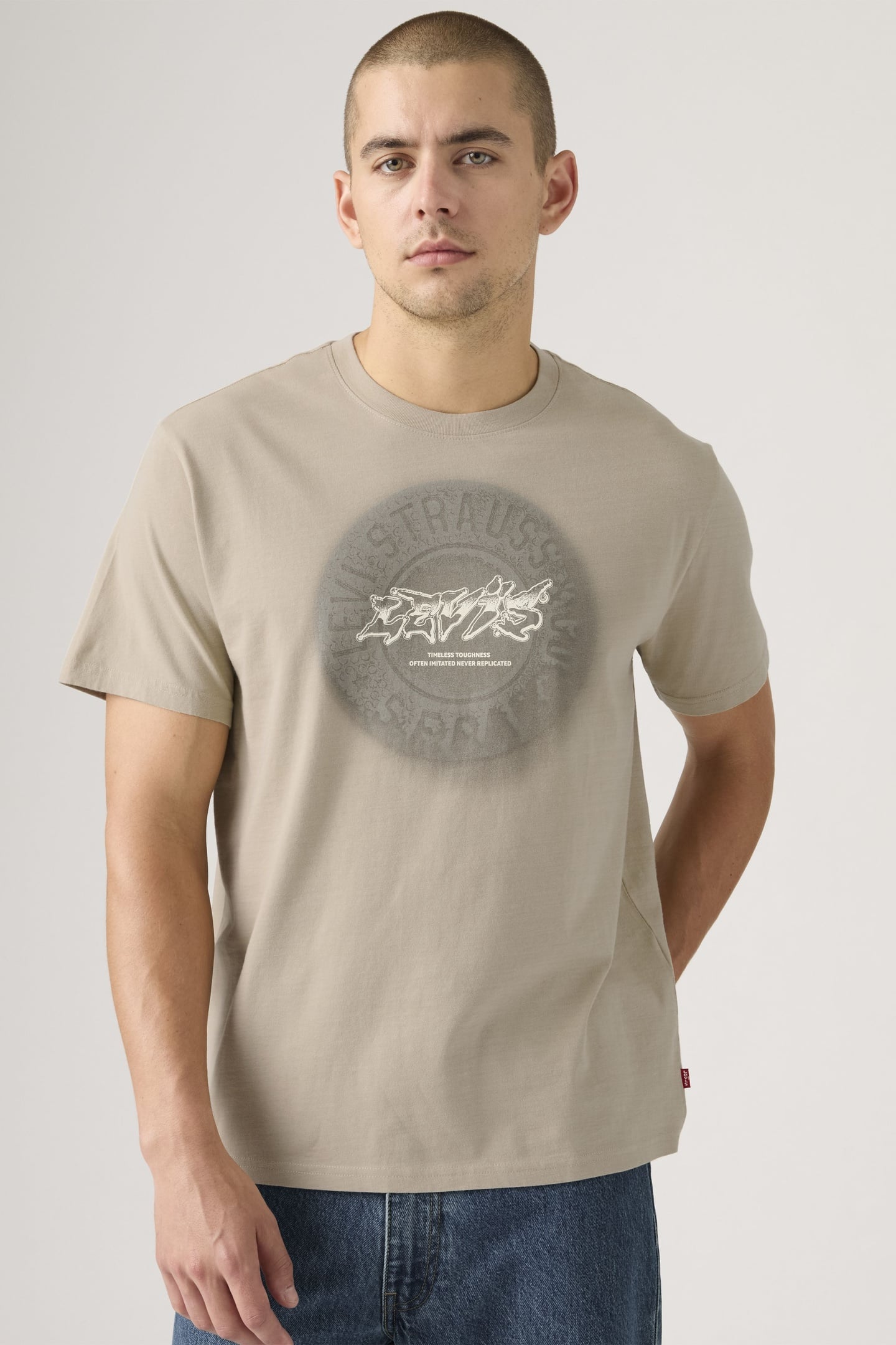 GRAPHIC VINTAGE TEE 3