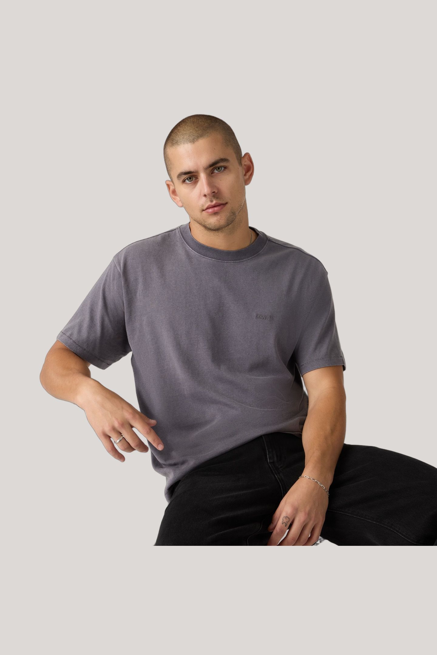 RED TAB VINTAGE TEE 2