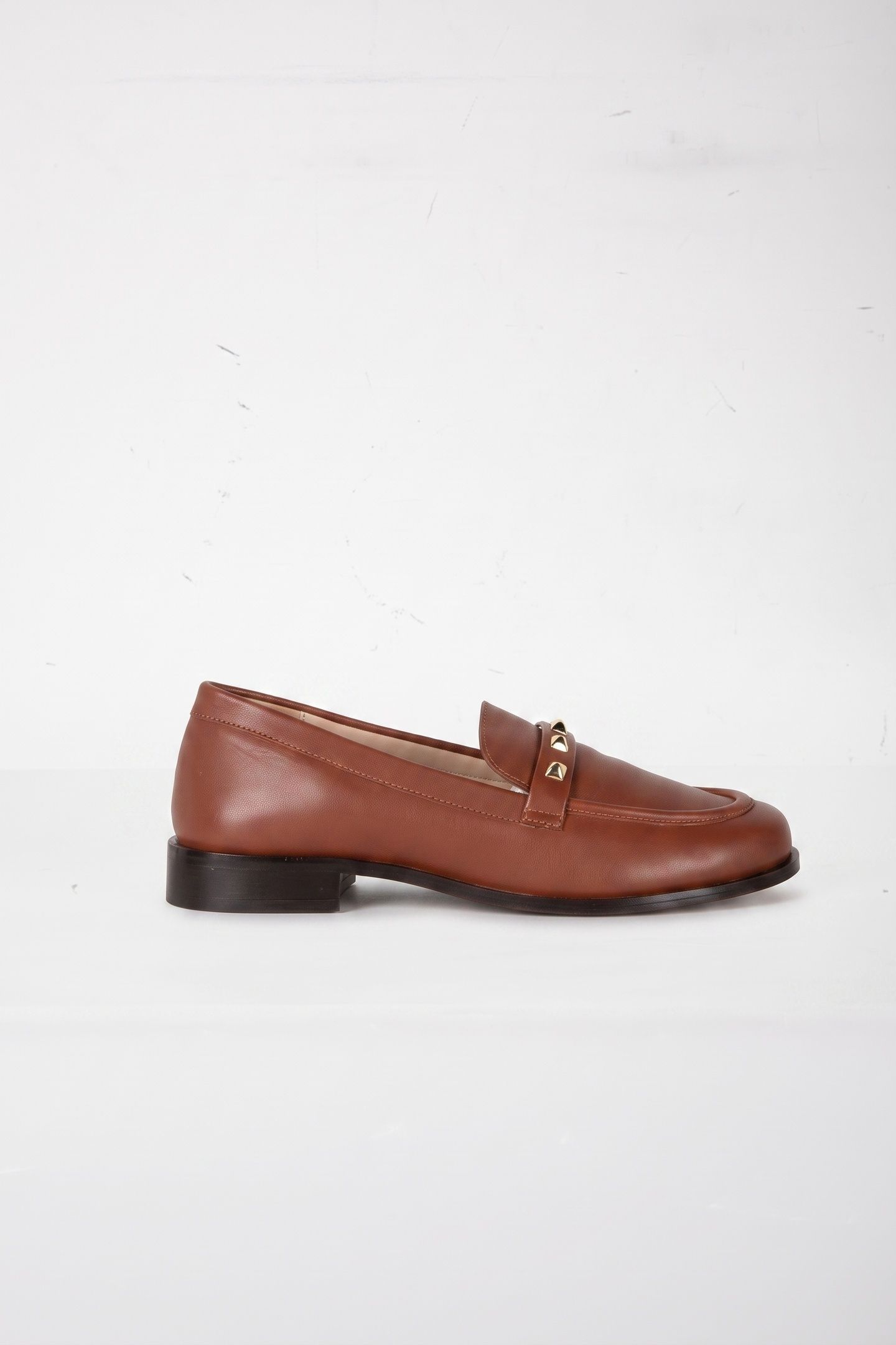 STELLAR STUD DETAIL CHESTNUT 1
