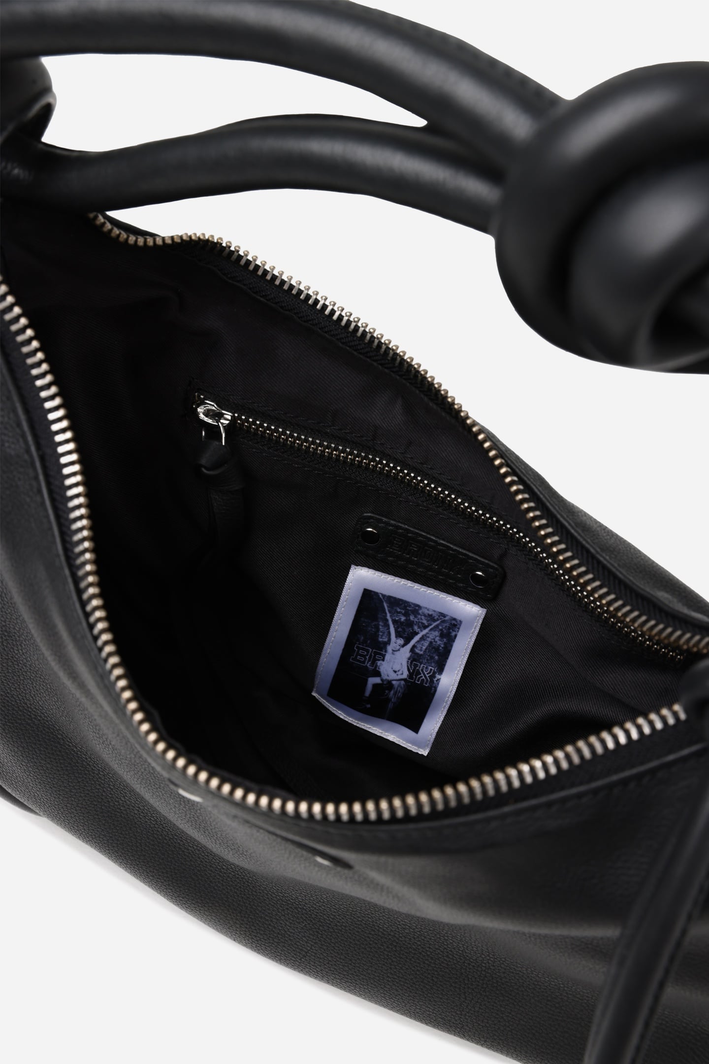 M-IAA BAG BLACK 3