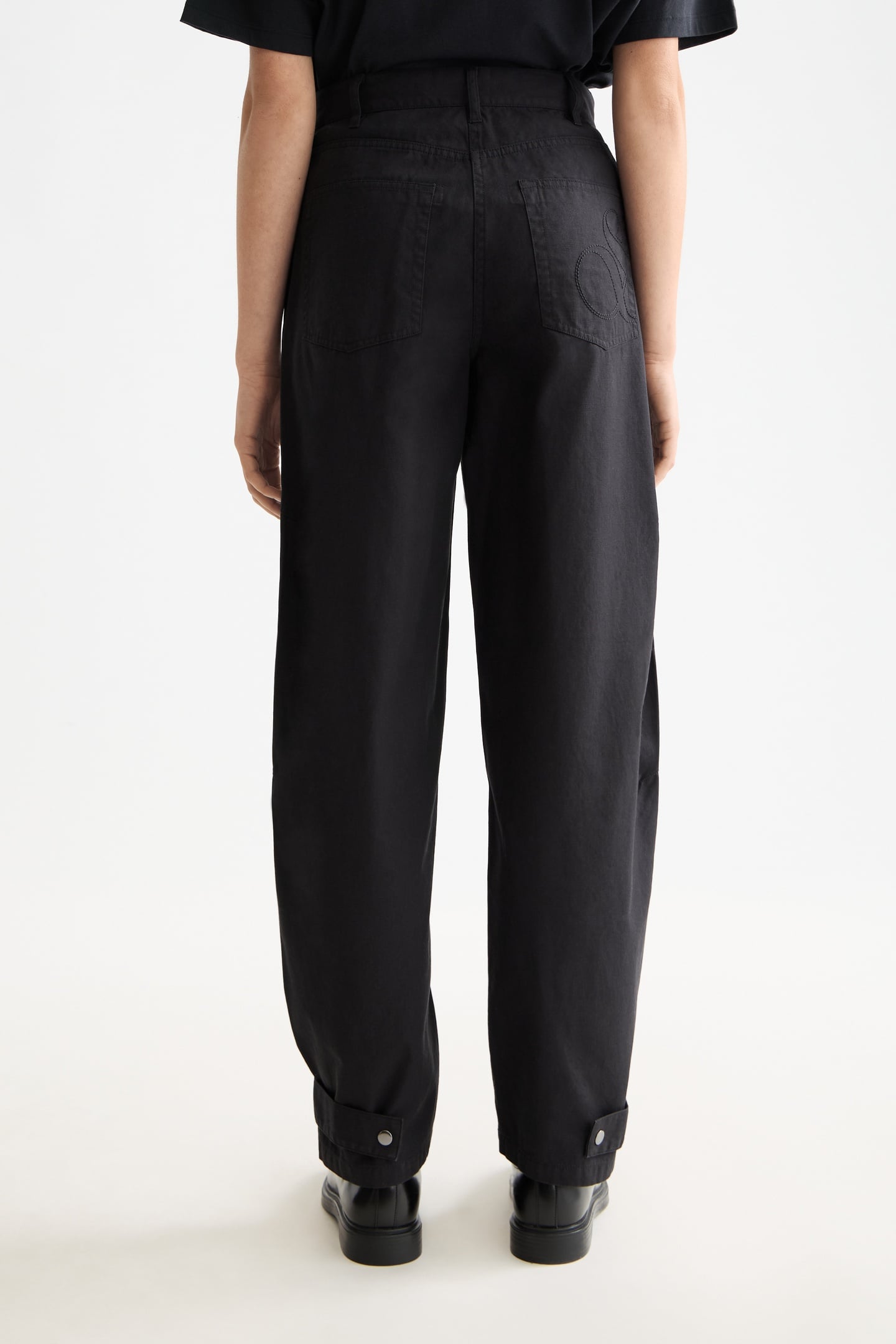 LOTUS BARREL LEG SEAM DETAIL PANT METEORITE 3