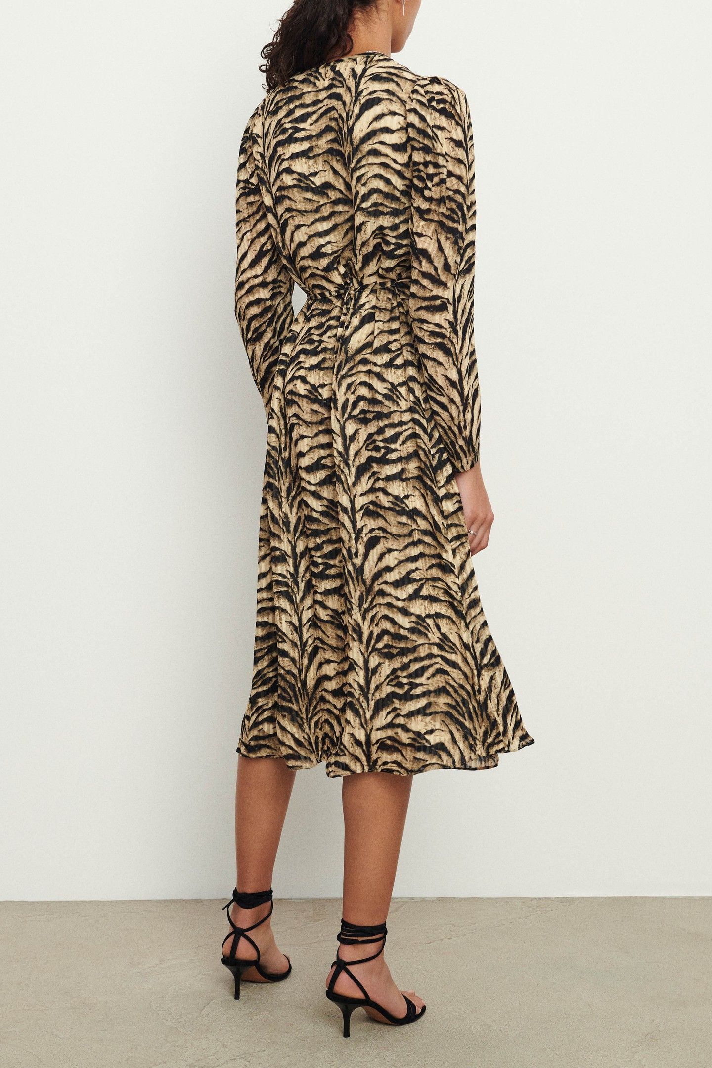 ROBE IMANY BEIGE 2