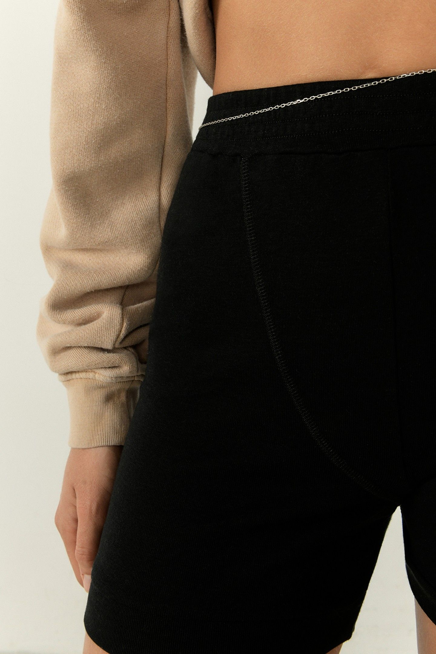 VOKLAY SHORTS NOIR 6