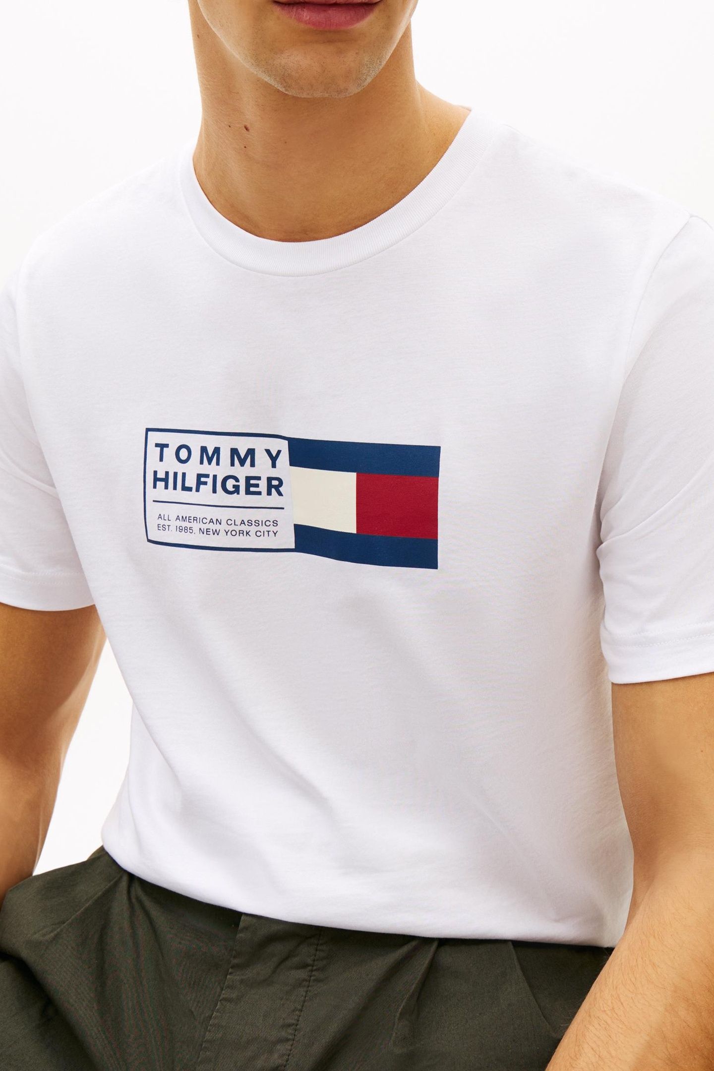 BRAND LOVE TEXT BOX T-SHIRT WHITE 5