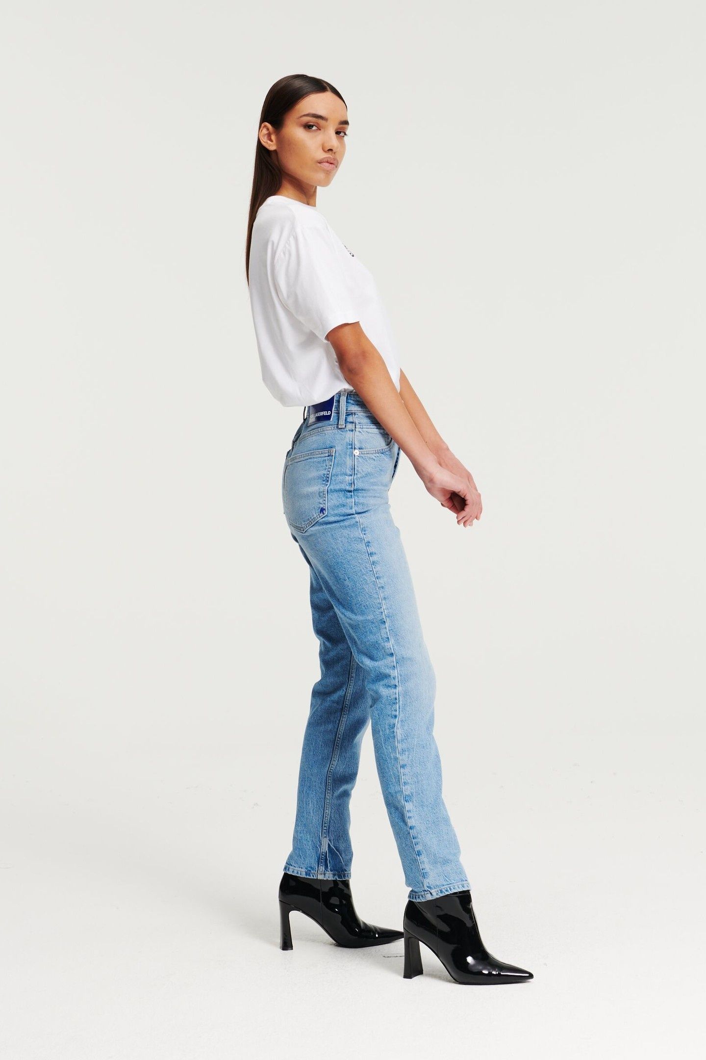 TAPERED SHANK DENIM WHALE LIGHT BLUE 7