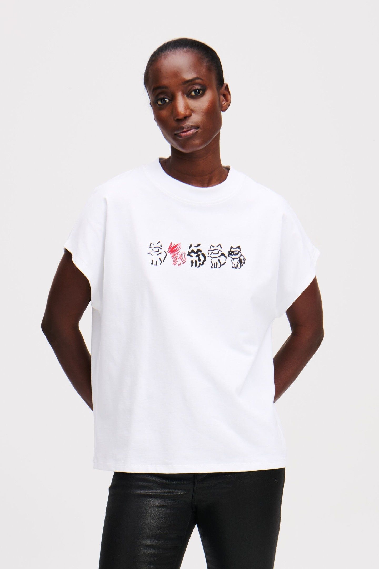 IKON SEASONAL LOGO C TSHIRT WHITE 1