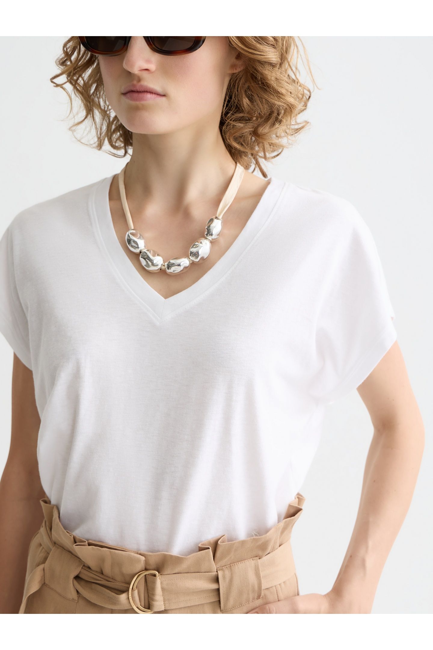 SLUB V-NECK T-SHIRT WHITE 6