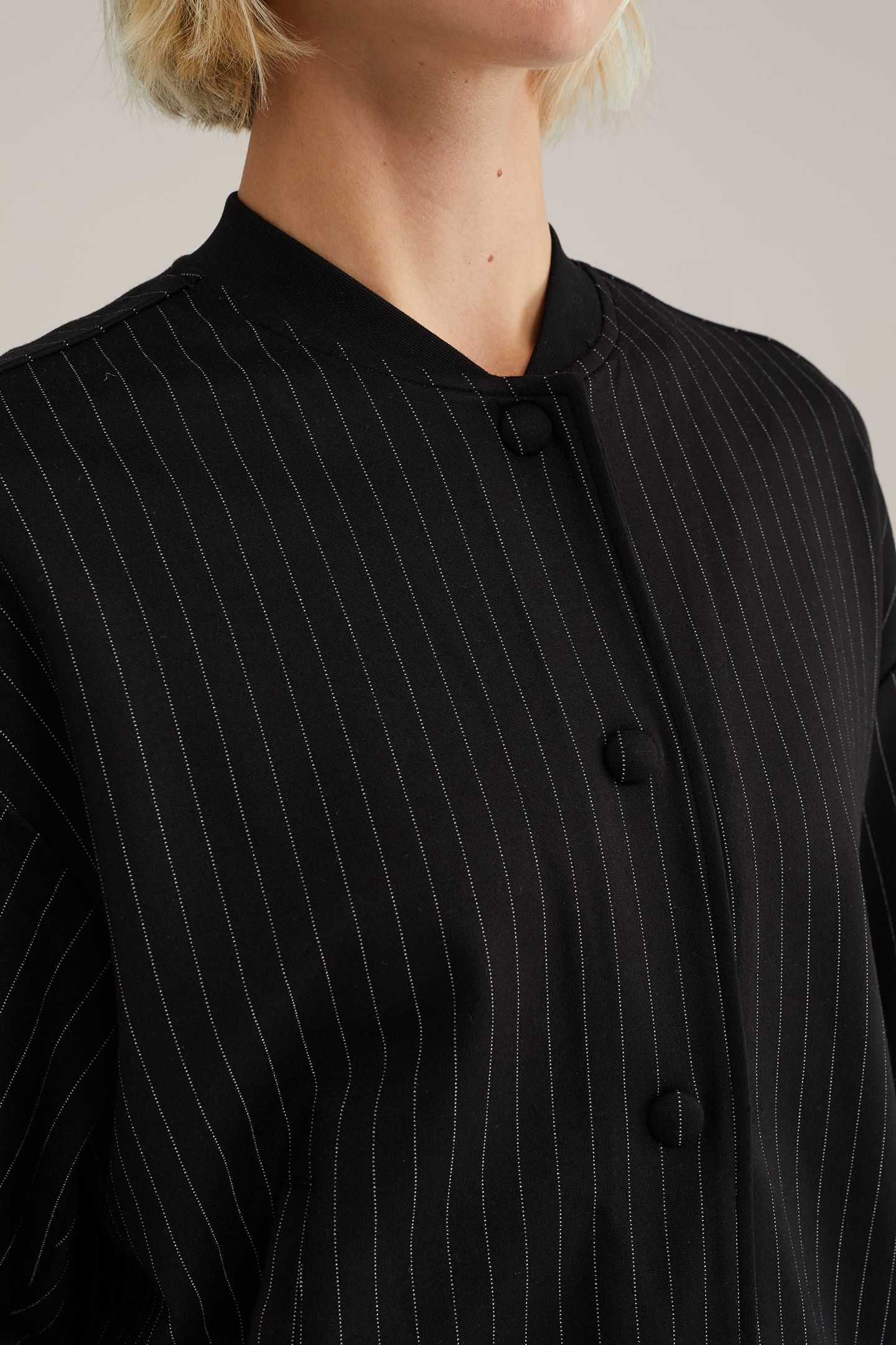 BOMBER BLACK 5