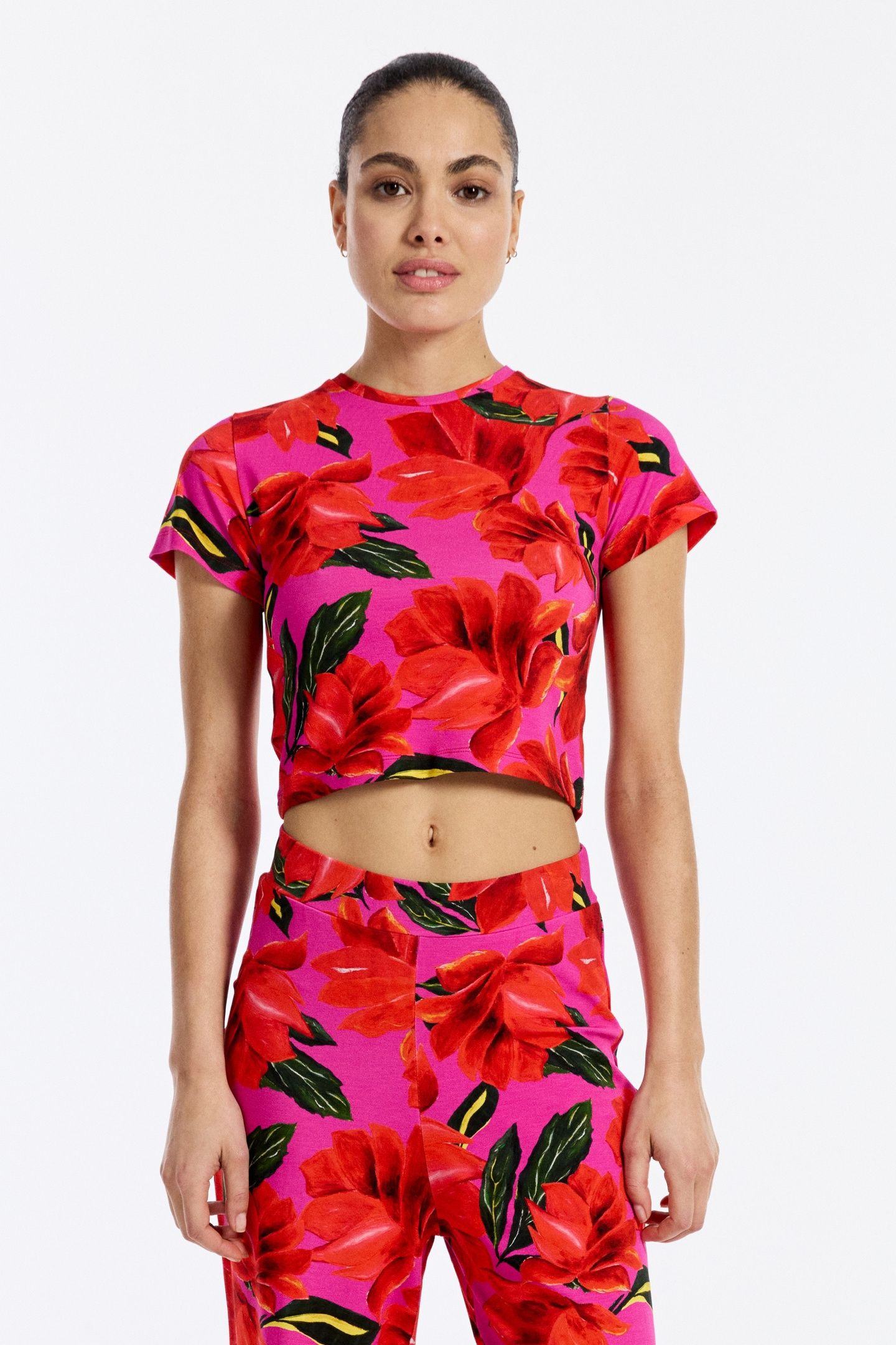 MARIE CROPPED TOP RED 1