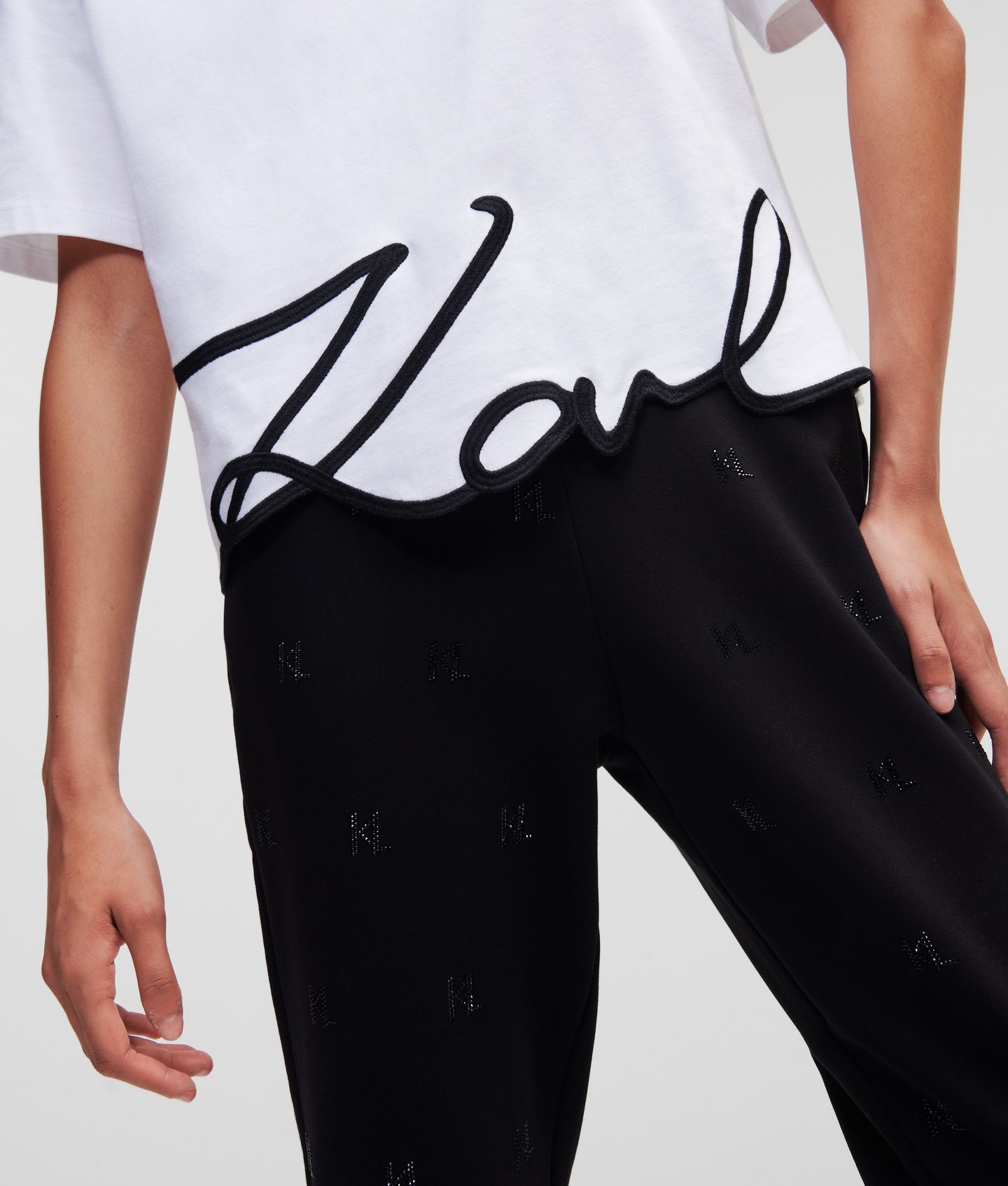 HEM SIGNATURE T-SHIRT WHITE 6