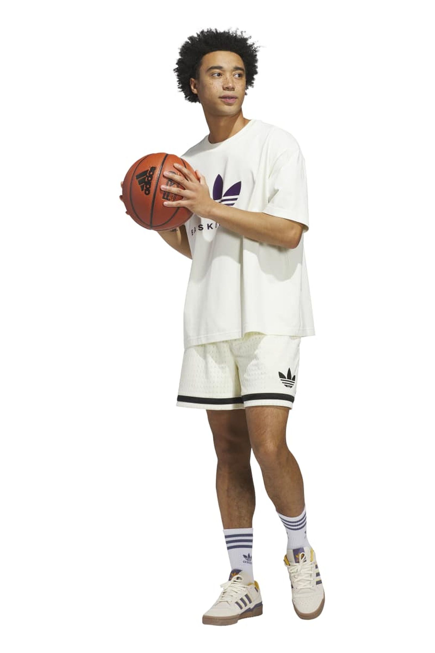 UNISEX ORIGINALS ORIGINALS BASKETBALL COURTSIDE TEE IVORY 4