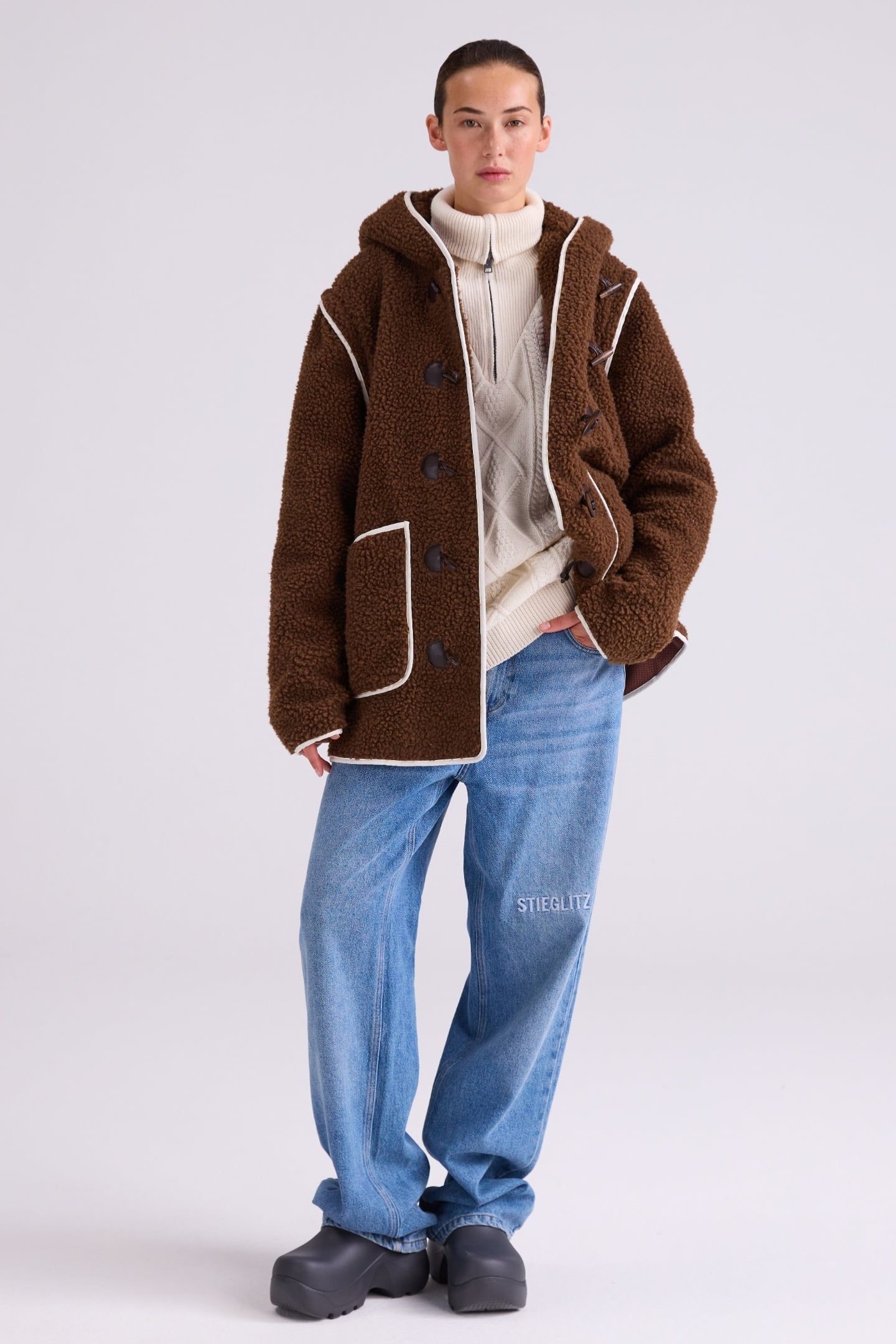 ALIS TEDDY JACKET BROWN 2