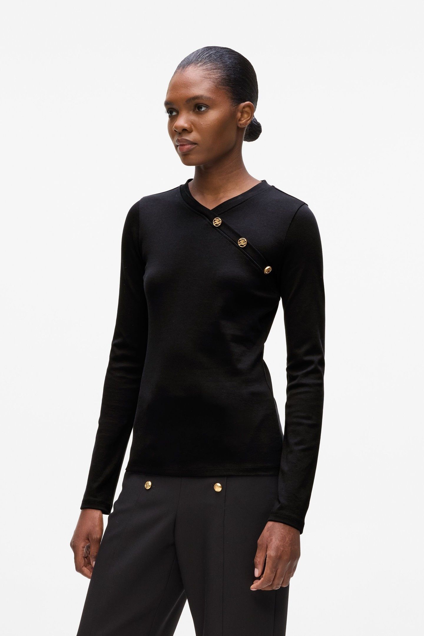 RETRO LONGSLEEVE BLACK 1