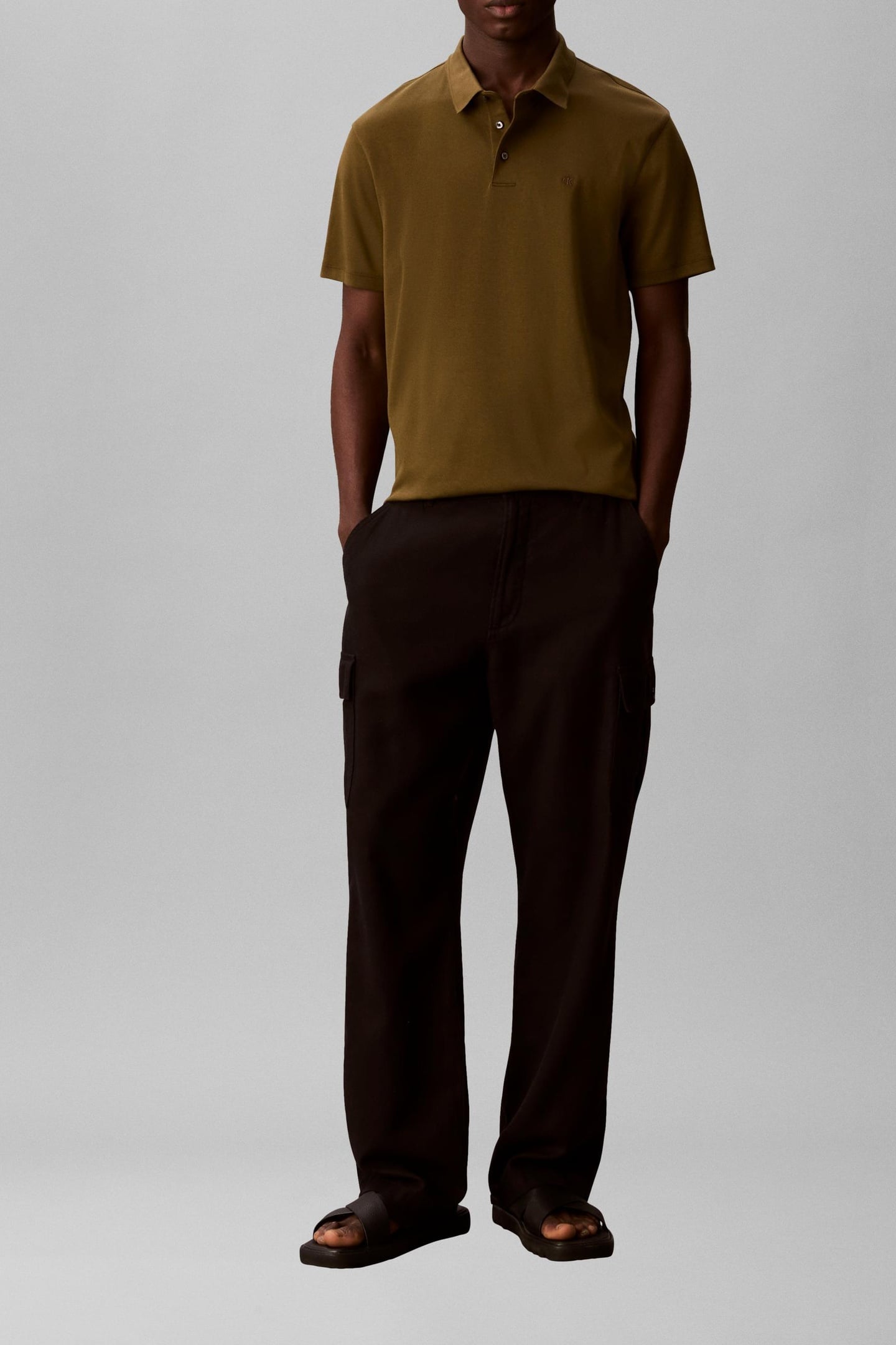 SS SUPIMA CHEST EMB TEE CRUDE GREEN 2