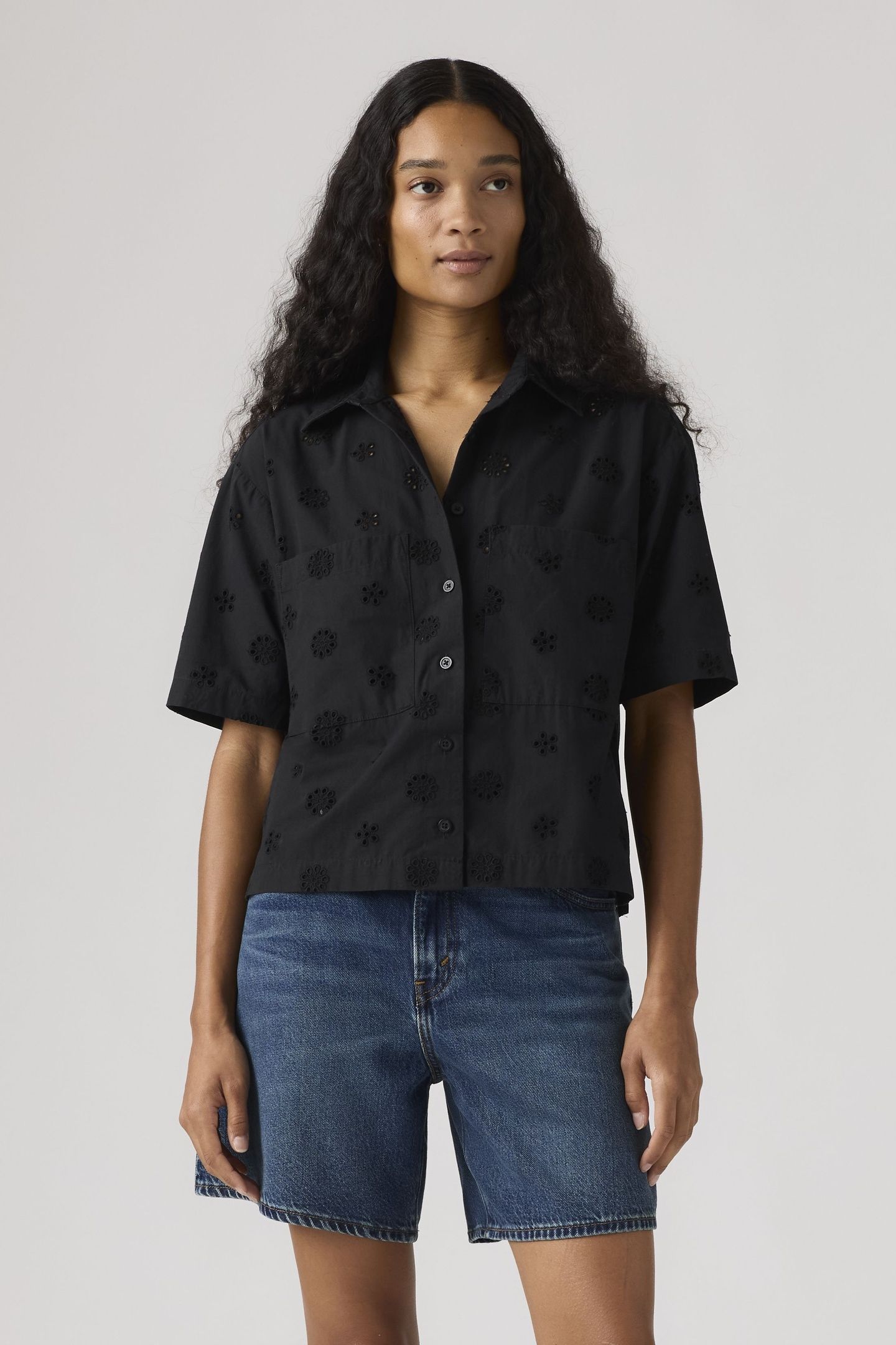 NOVELTY HARLIE SHORT SLEEVE CROPPED SHIRT 2
