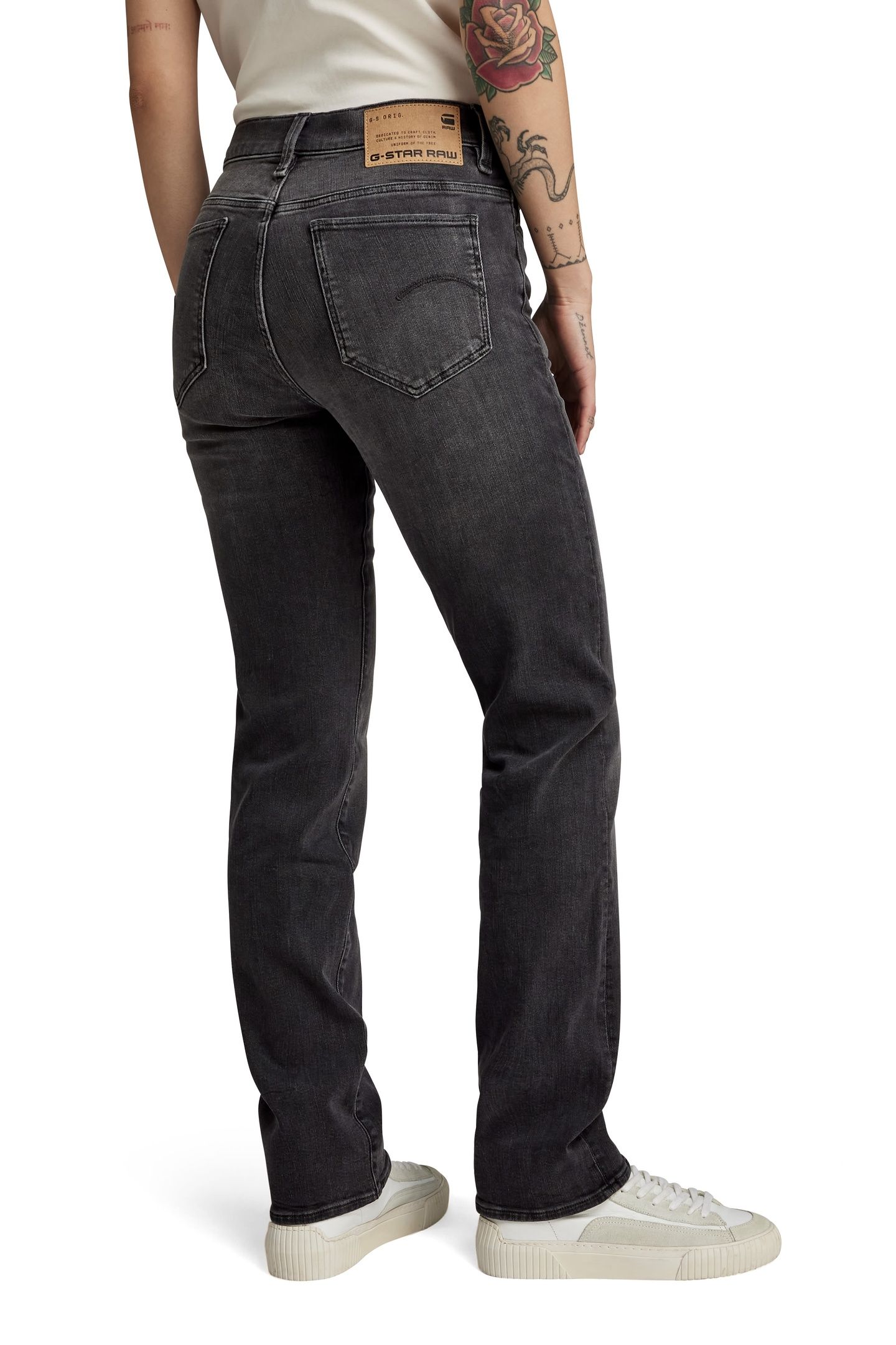 STRACE STRAIGHT WORN IN BLACK MOON 2