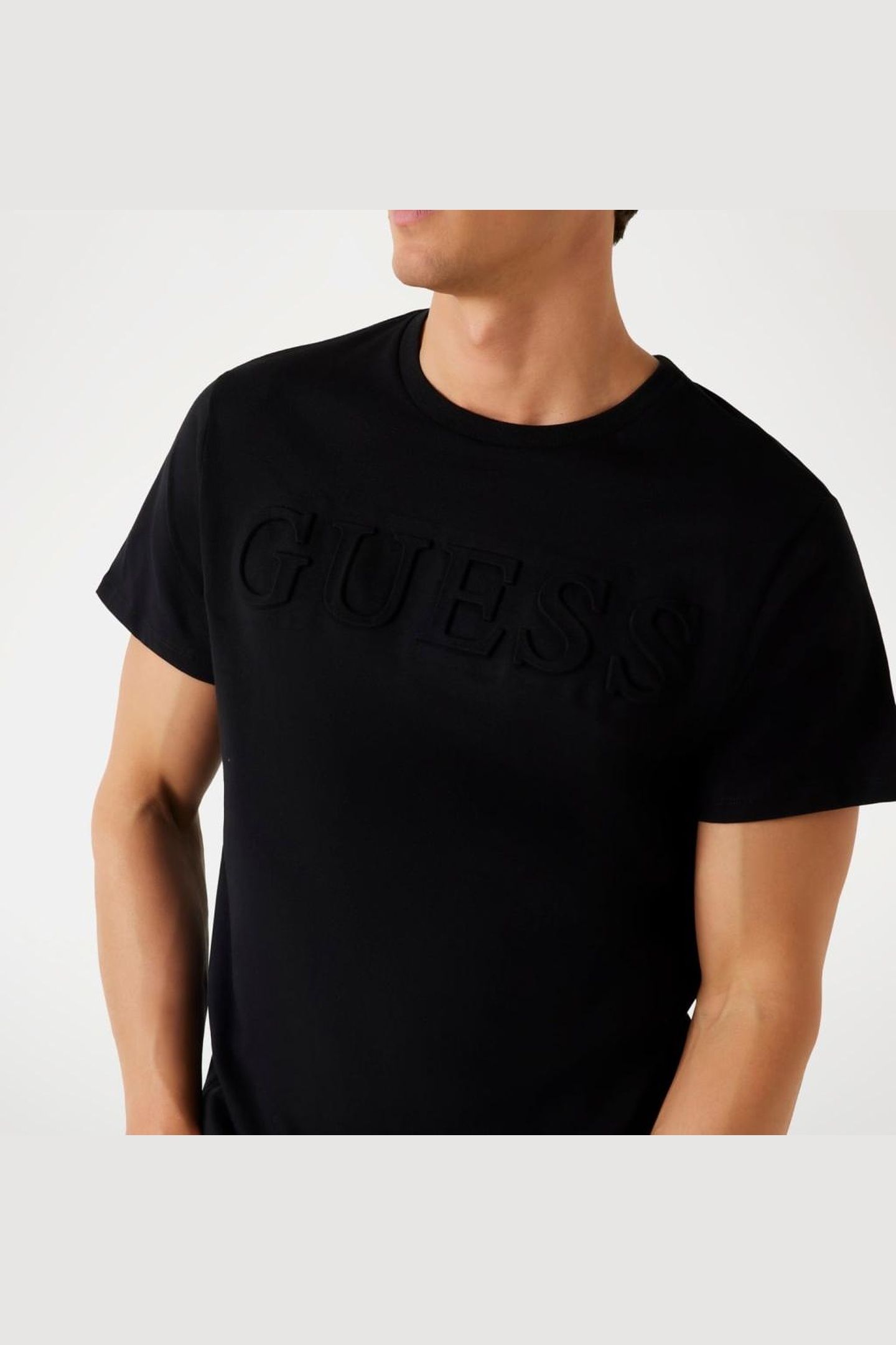 GUESS ECO SS BSC EMBOSSED LOGO JET BLACK A996 1