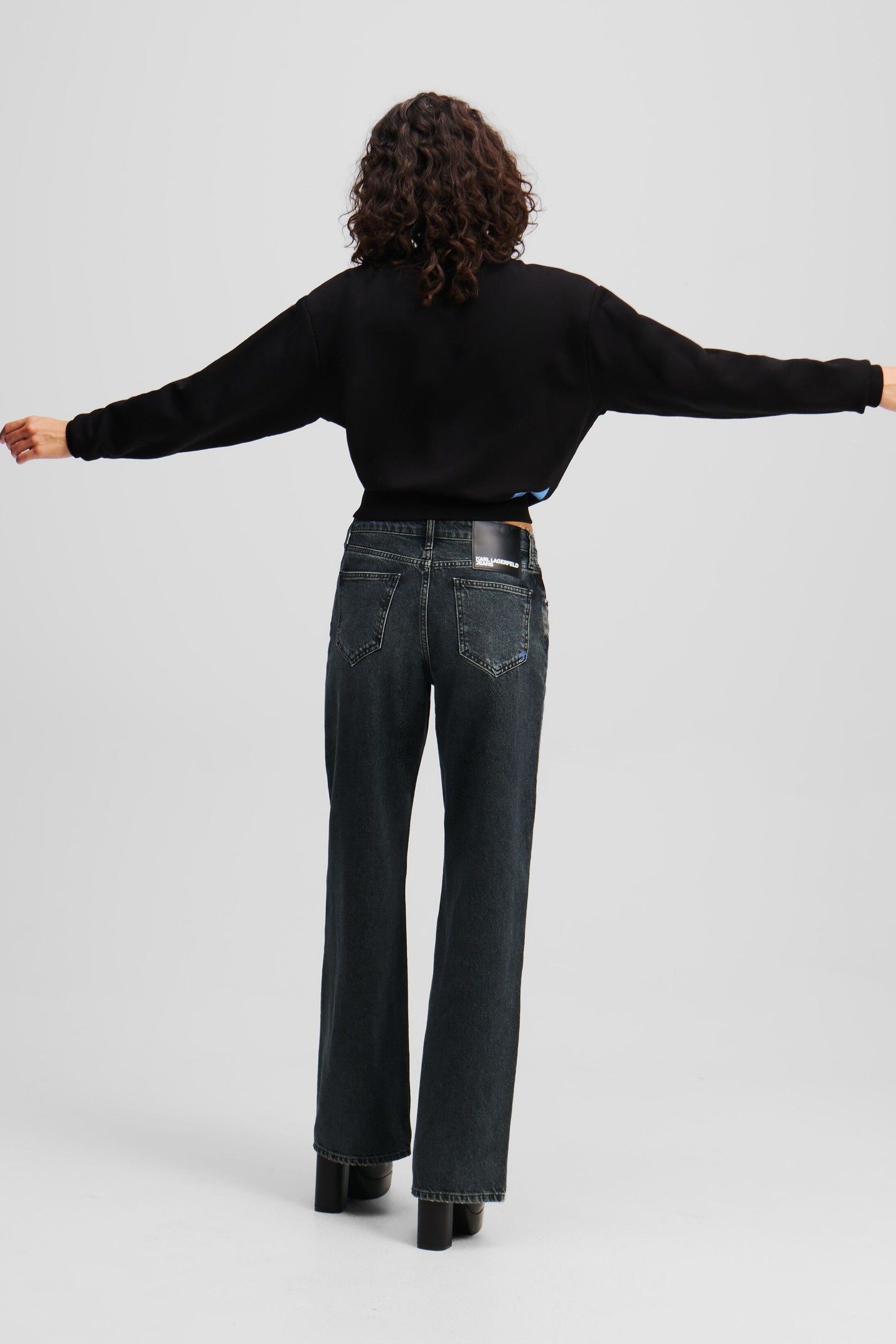 RELAXED DENIM WASHED BLUE BLACK 6