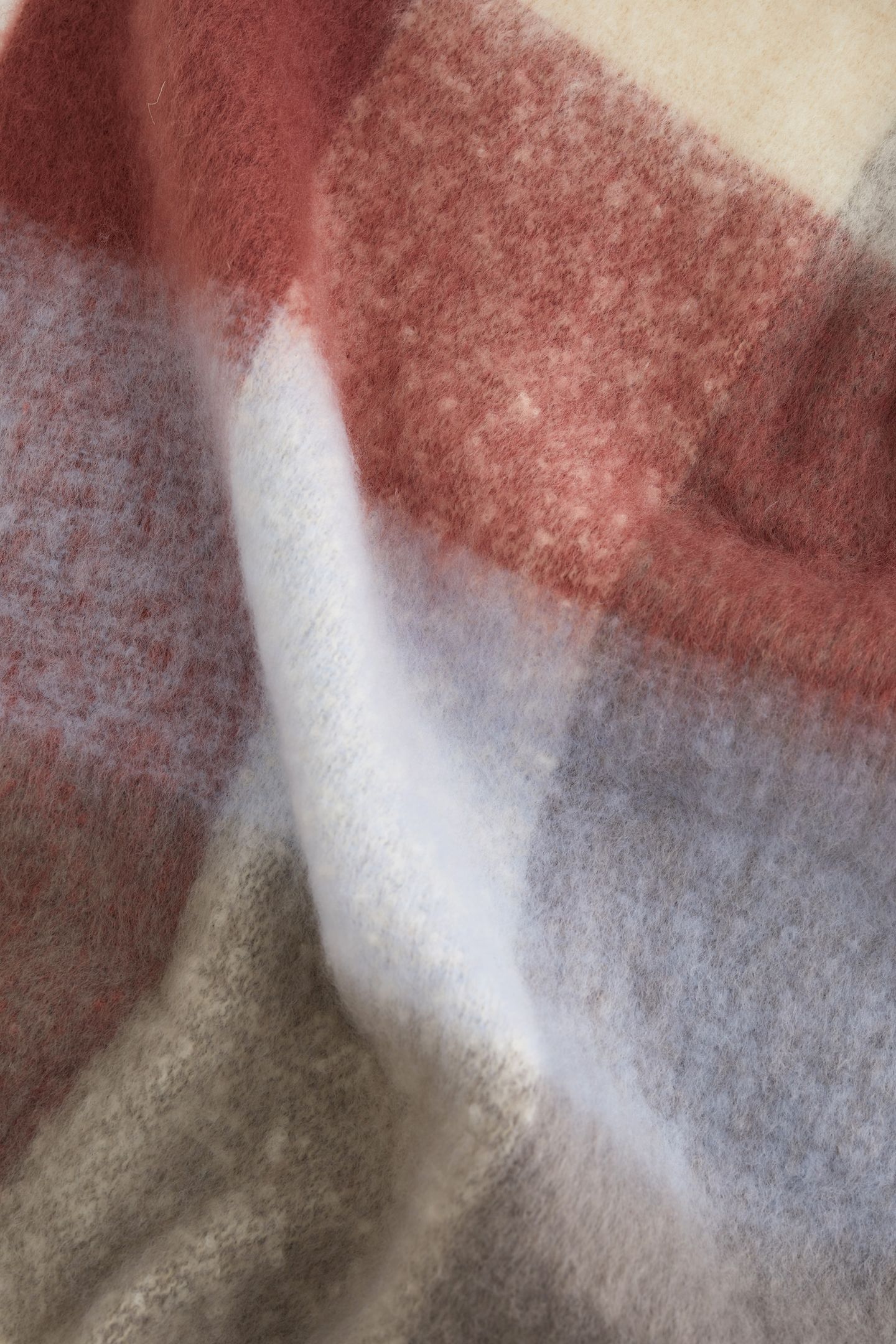 SCARF OUTDOOR PINK 3