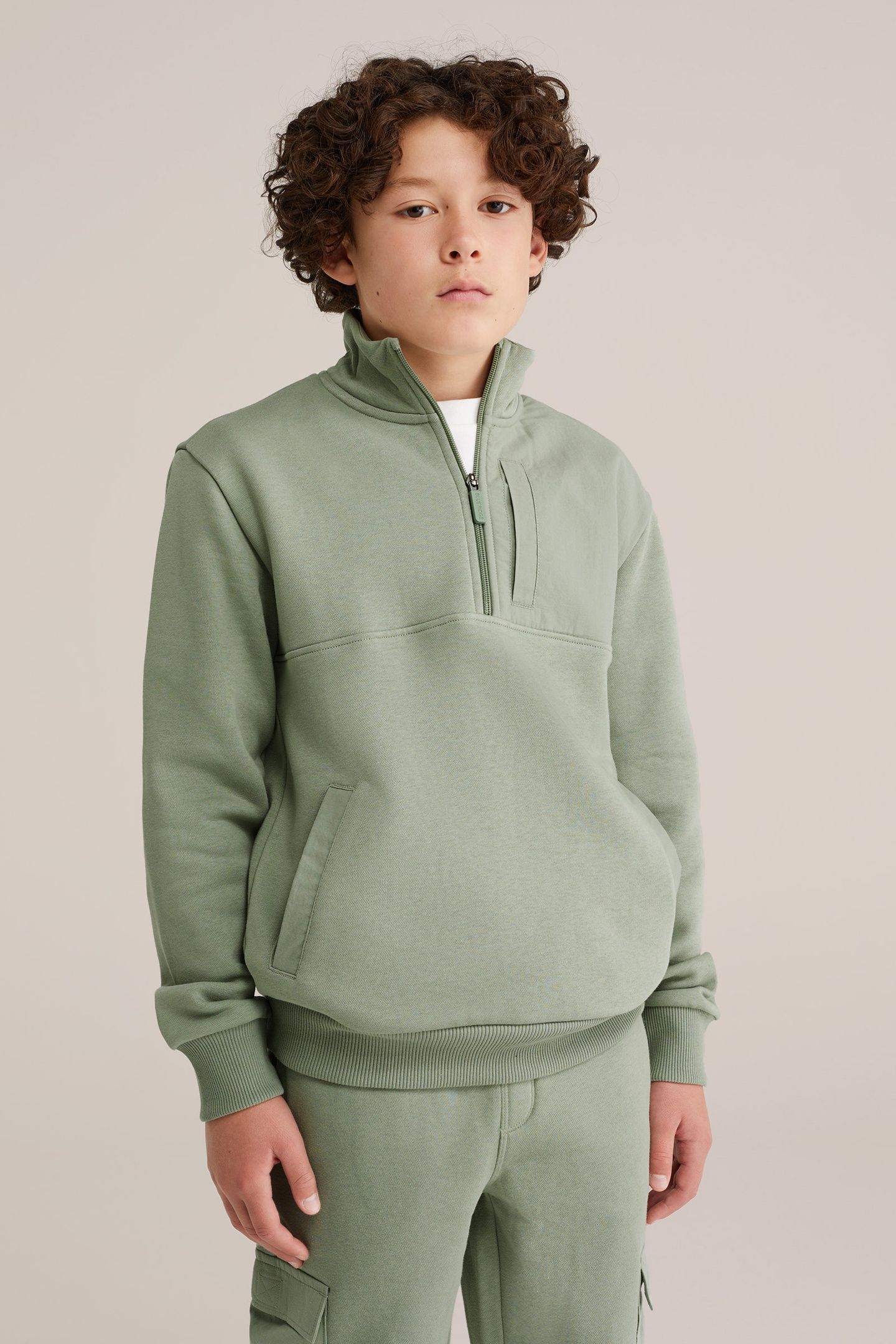 HALFWAY ZIPPER LIGHT GREEN 1
