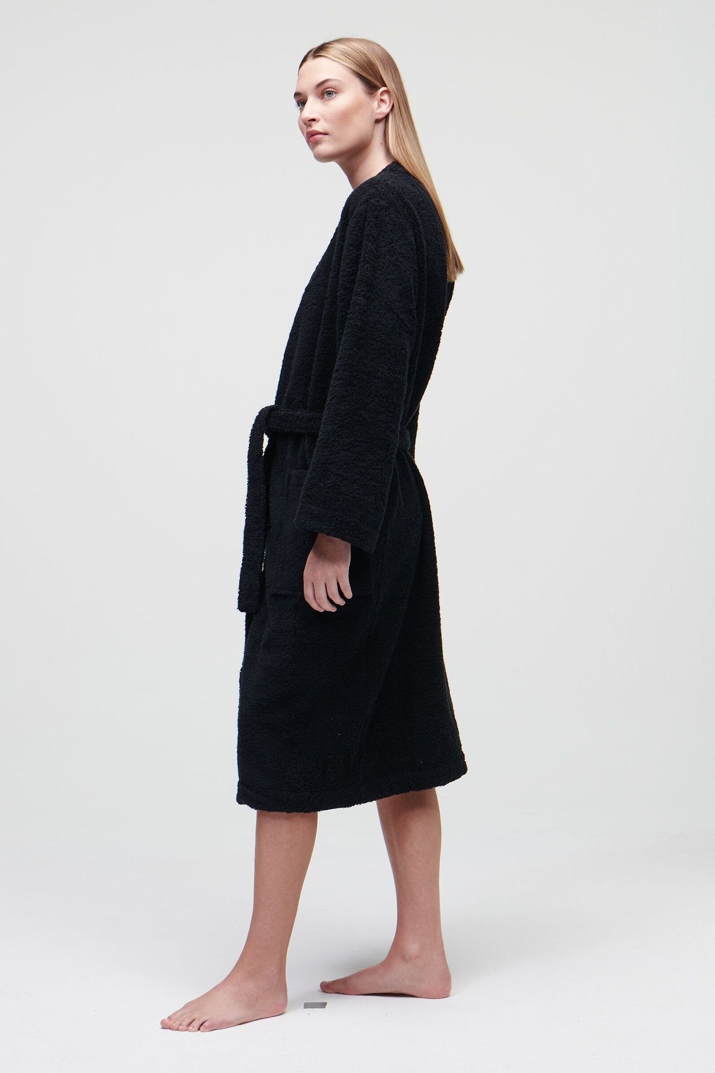IKONIK 2.0 BATHROBE BLACK 6