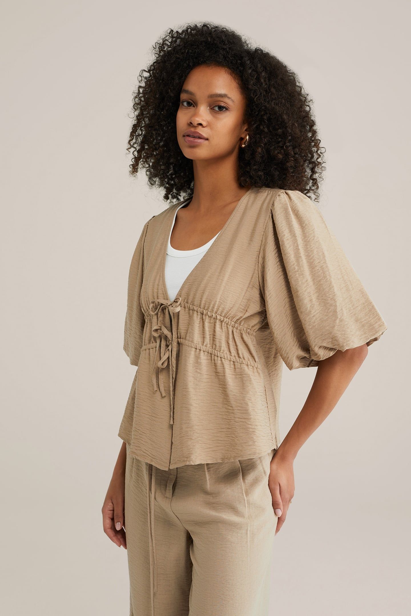 BLOUSE BEIGE 1