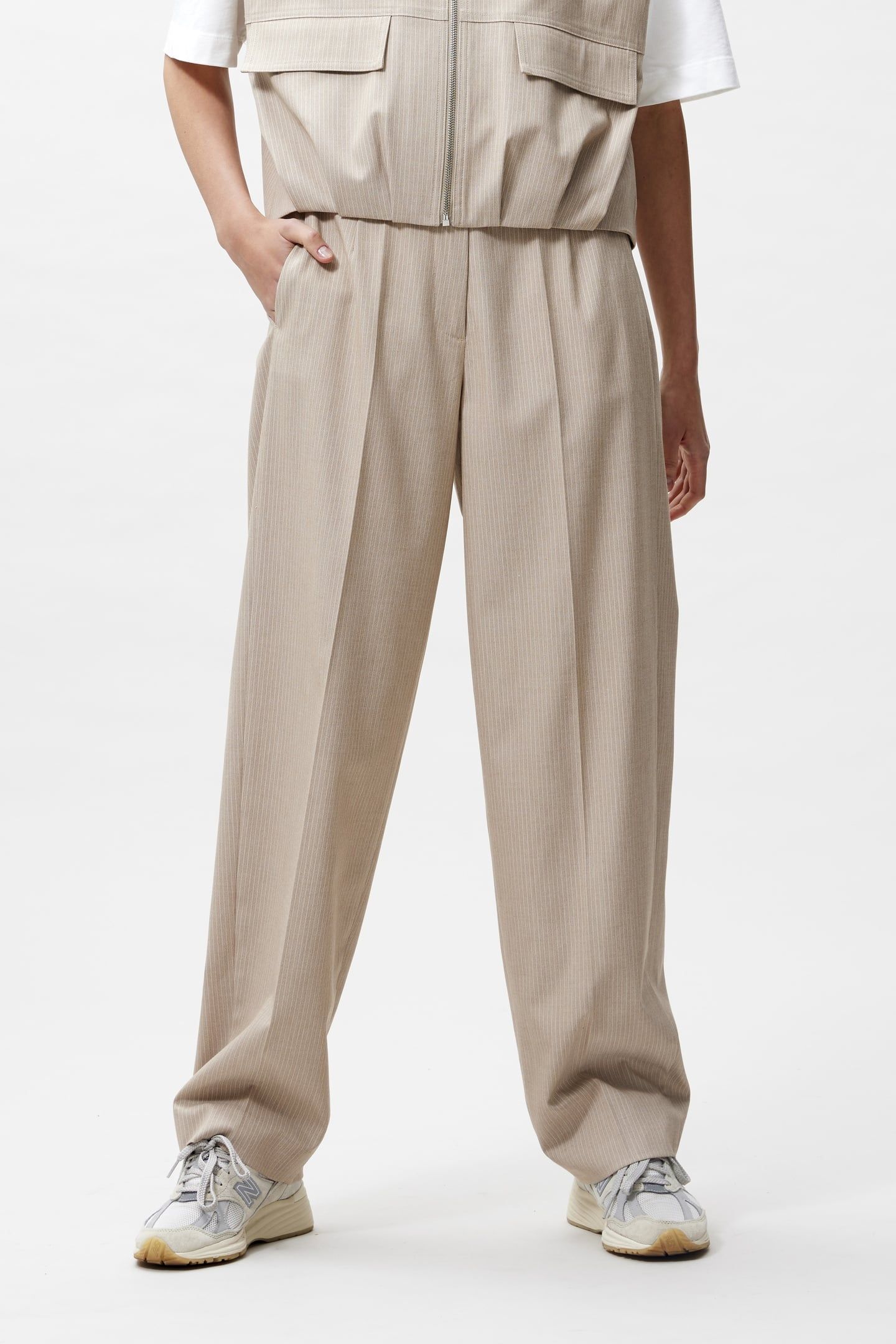 PINSTRIPE TAPERED TROUSERS CEMENT 1