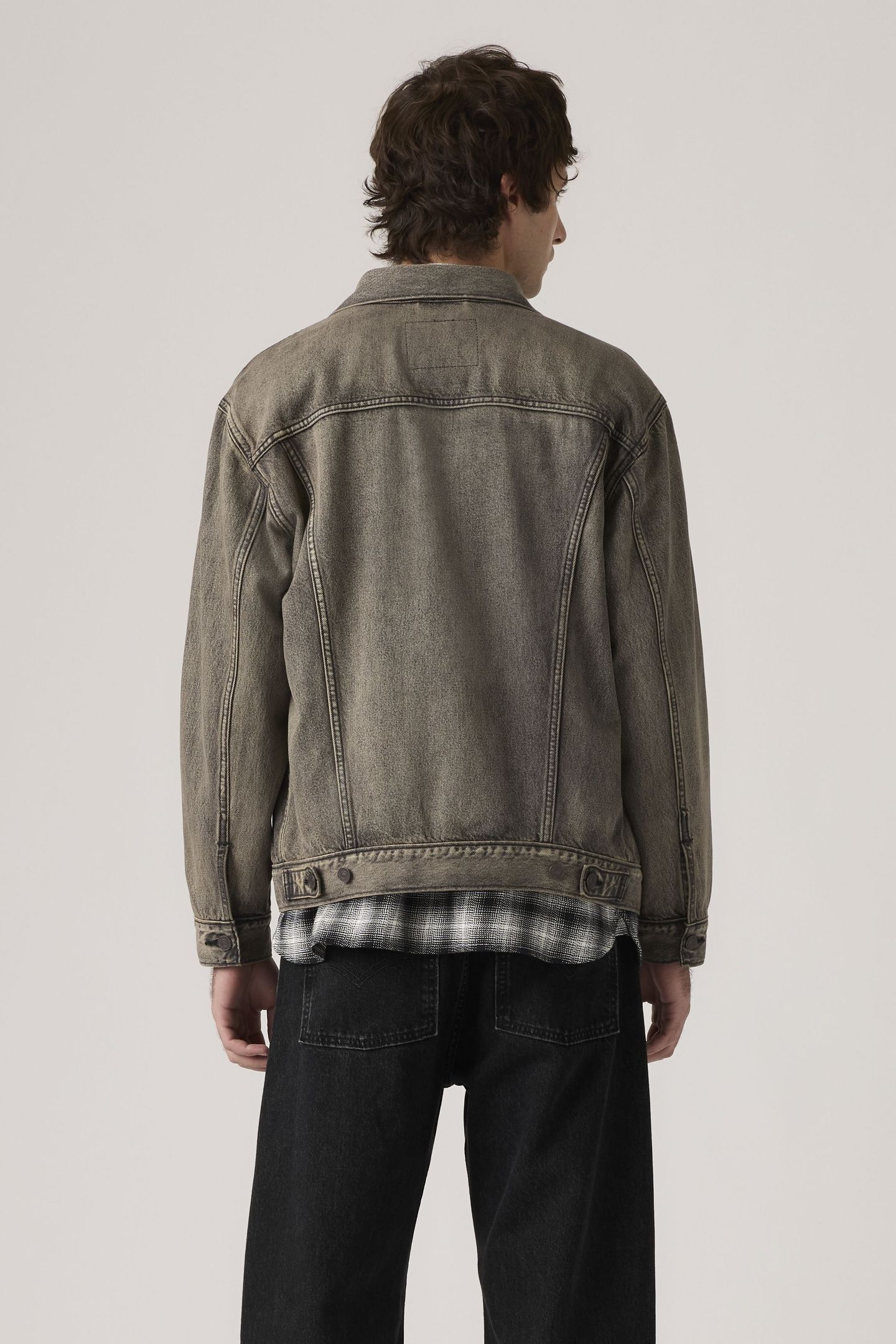 RELAXED TYPE III TRUCKER JACKET 3