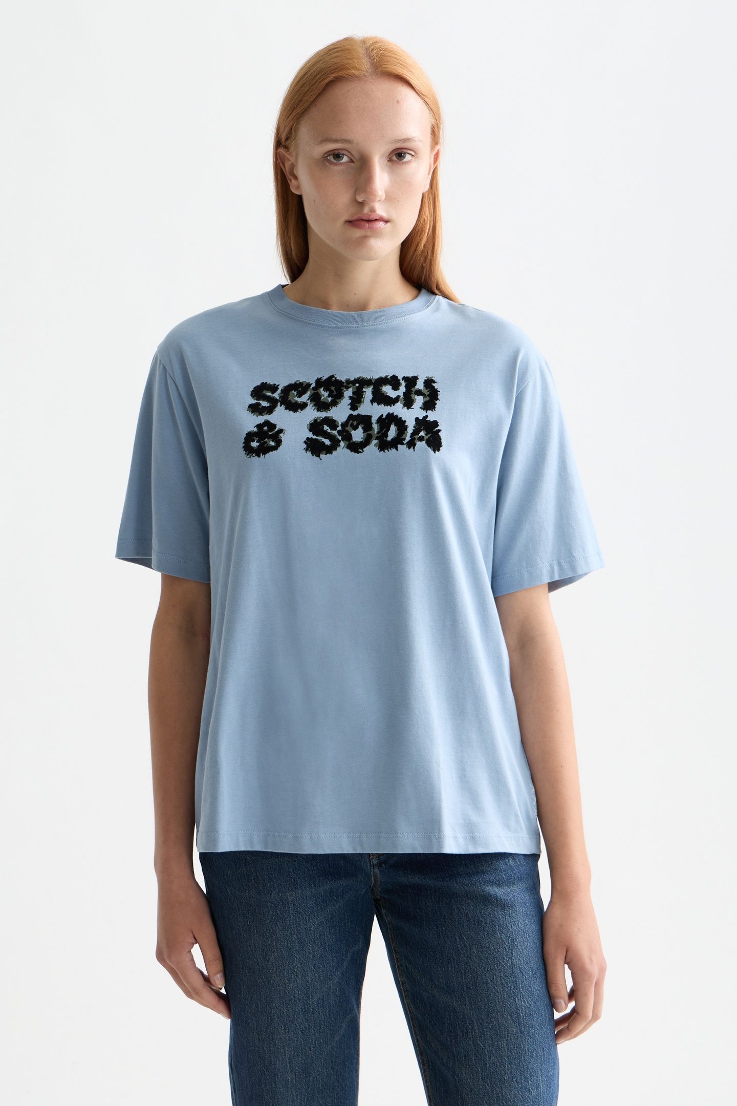 LOOSE FIT T-SHIRT WITH LEOPARD ARTWORK FADED DENIM 2