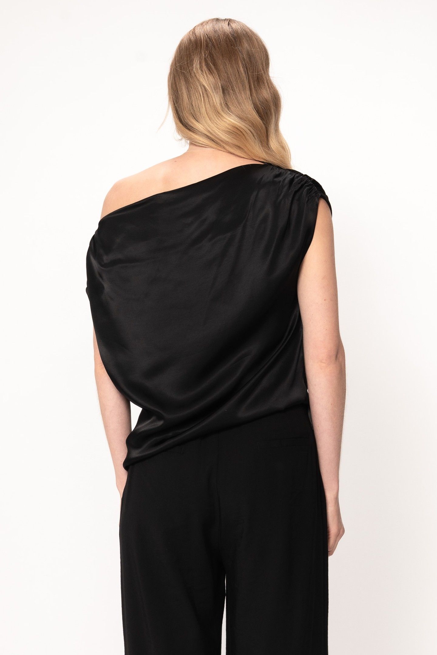 ADHARA TOP BLACK 6
